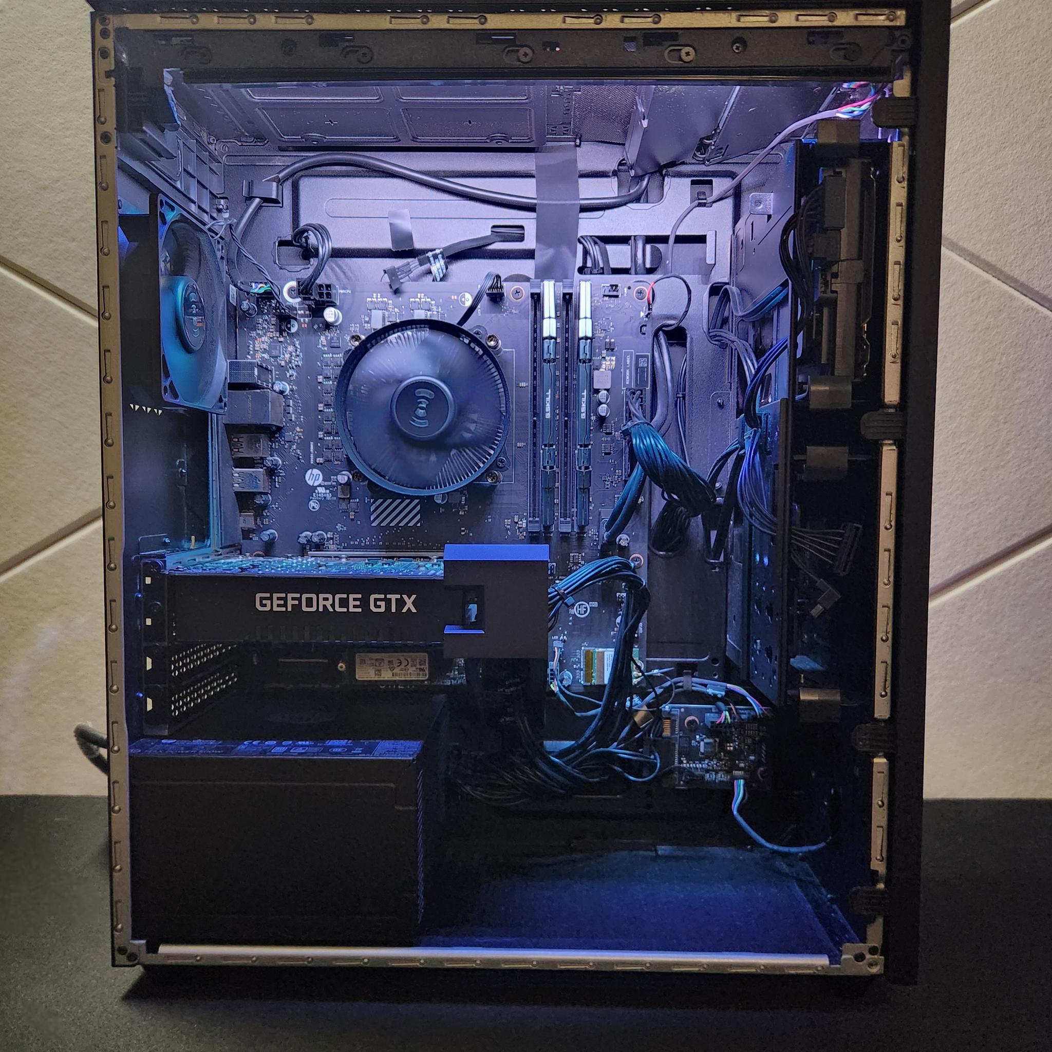 HP Omen 25L GT12 | GTX 1660 Super | Intel I5 10400F | 16GB DDR4 | 256GB SSD + 2TB HDD | Windows 11