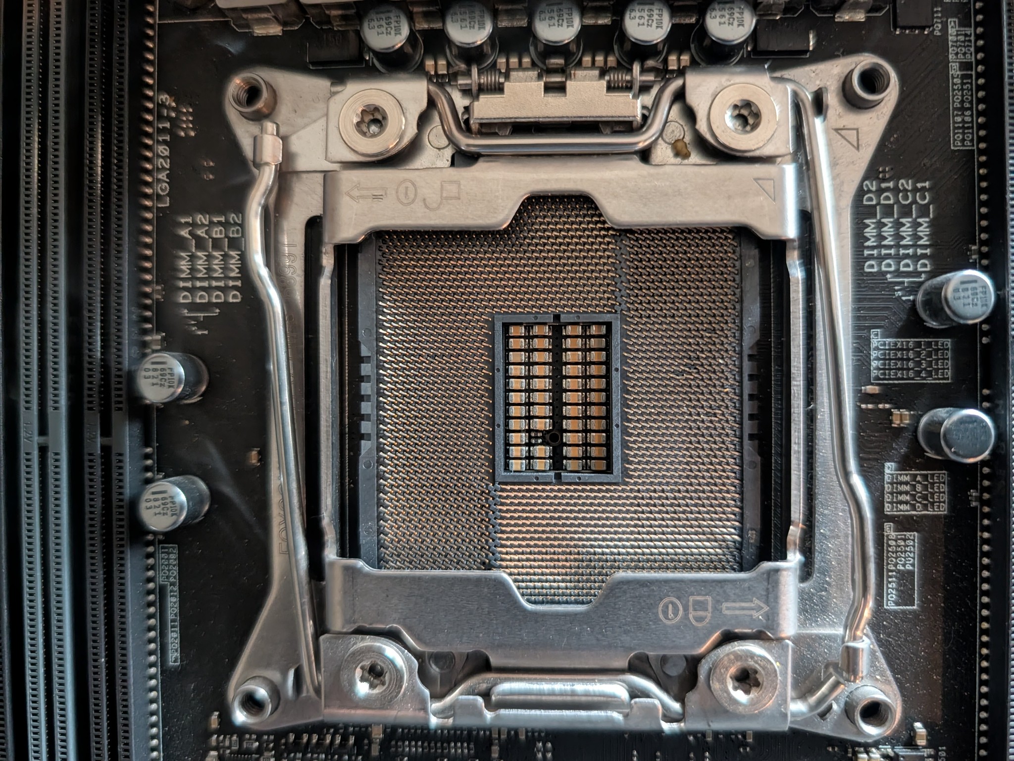 ALMOST FREE: DEFECTIVE X99 Motherboards - ROG RAMPAGE V EDITION 10 and Gigabyte X99-UD4