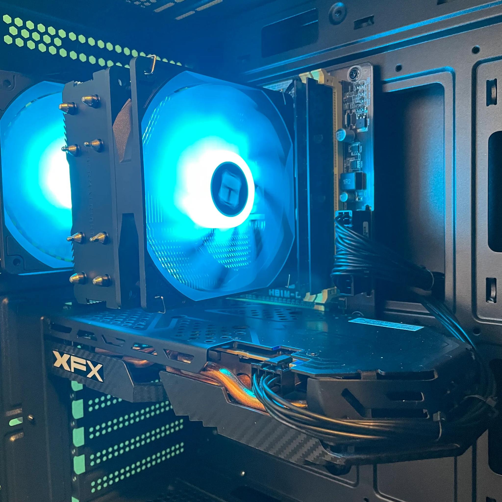 !ILLUSION! Glass Gaming PC | Intel i5 / Amd RX580 / 8GB / 600GB Win 10 Pro WiFi
