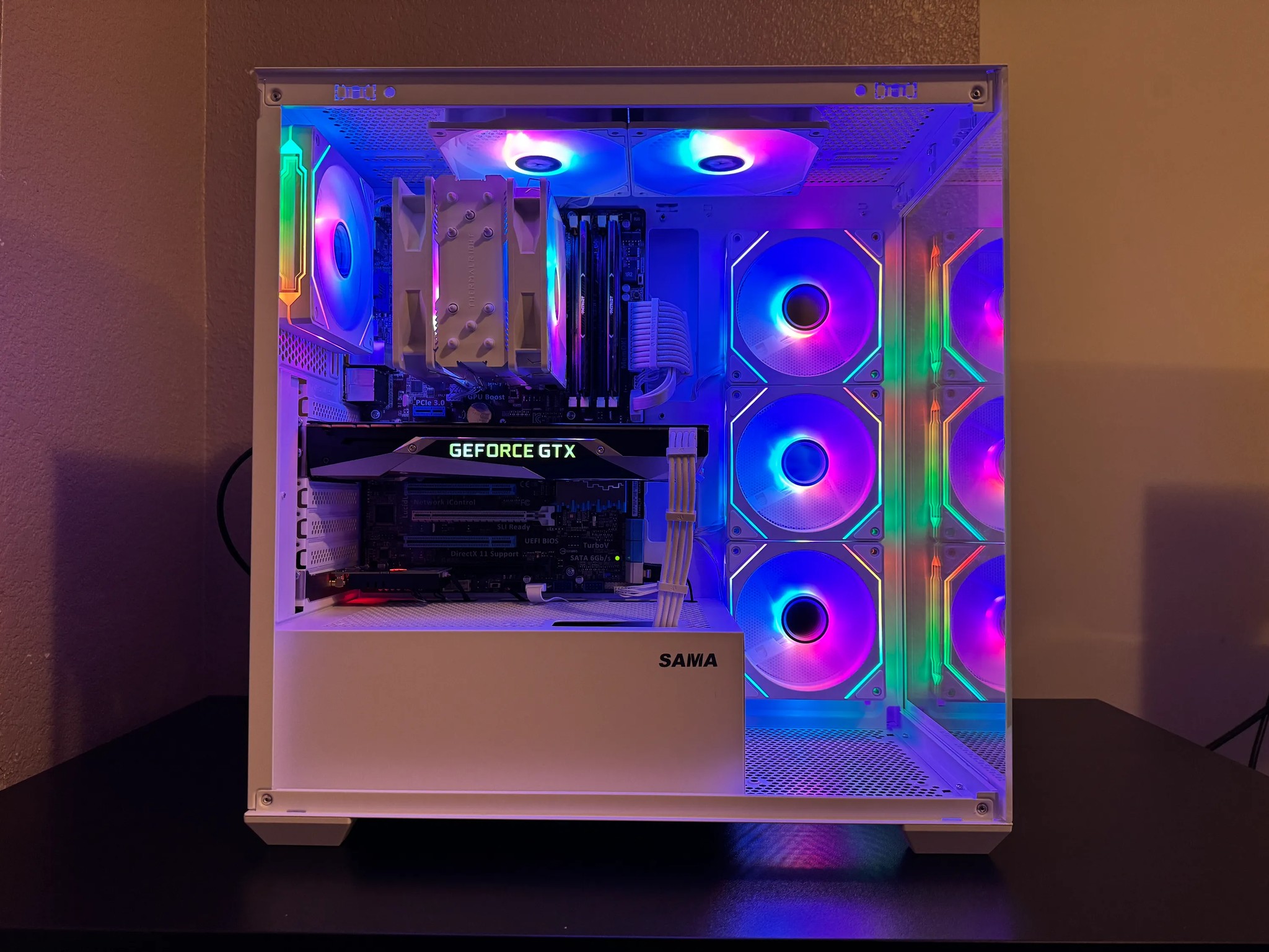 i7 3770K | GTX 1070 8GB | 16GB RAM | 1.5TB Storage | WiFi & Bluetooth