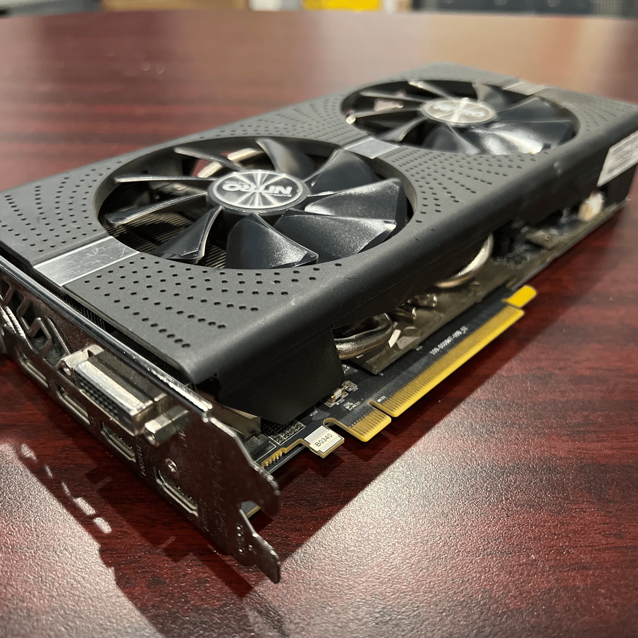 Sapphire Radeon RX 570 8 GB NITRO+ Video Card