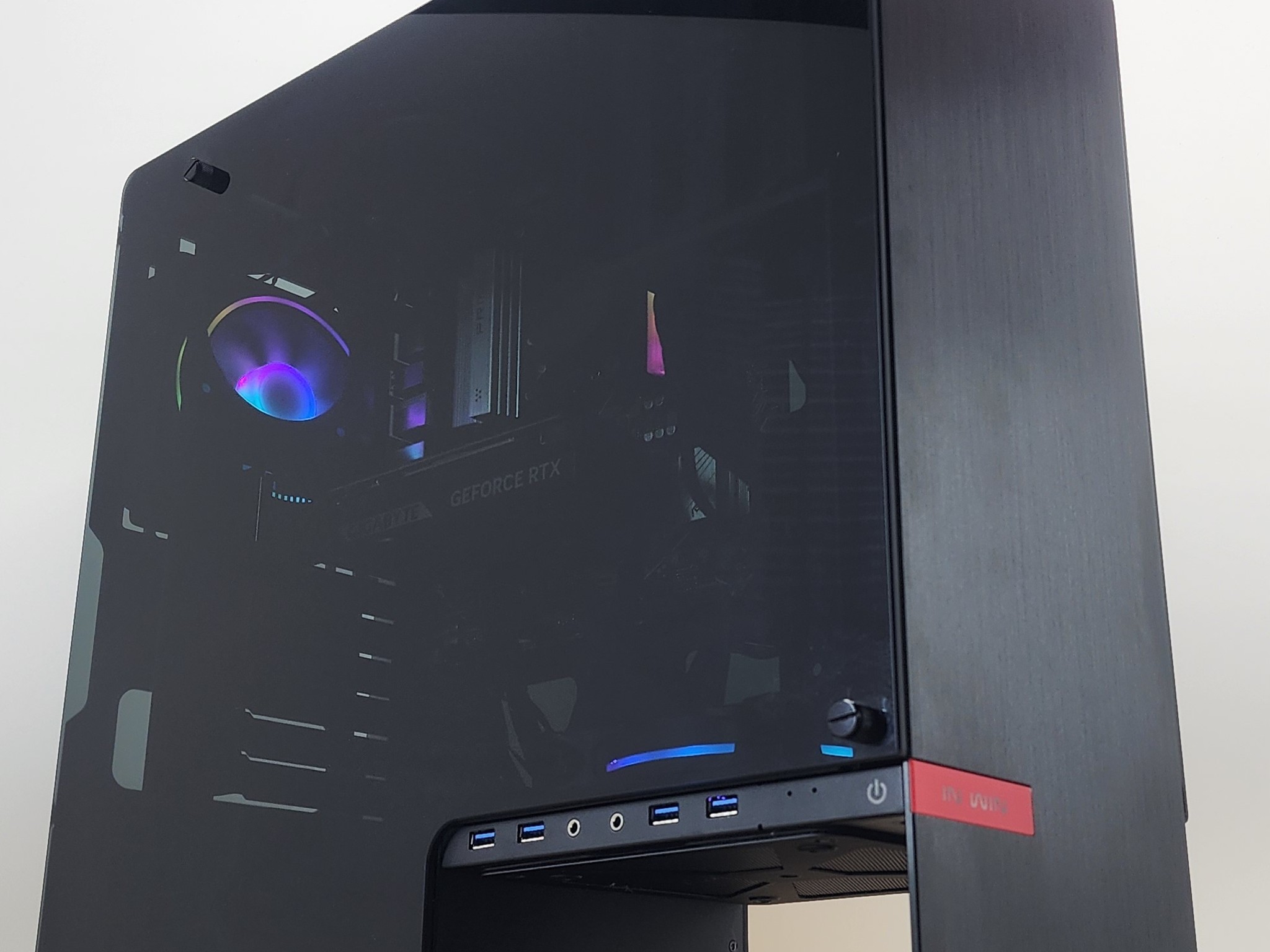 Gaming PC Ryzen 5 7600X 16GB RAM 1TB SSD RTX 5050 8GB Windows 11 Computer