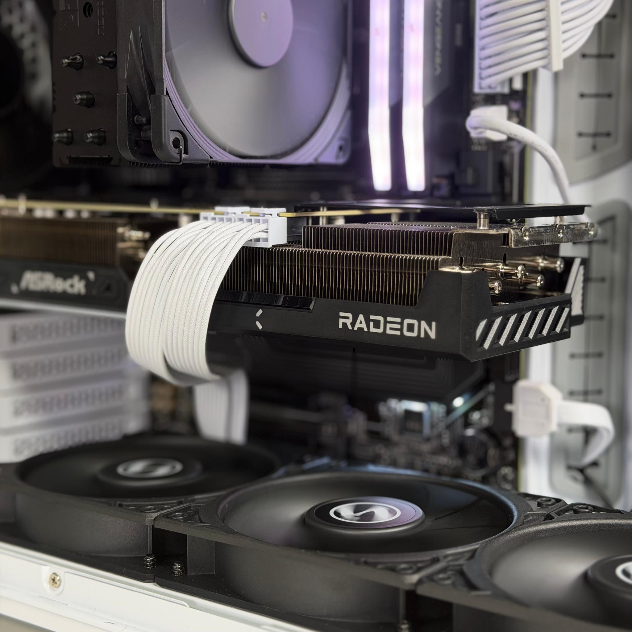 🐼 RX 9070 XT • Ryzen 7 9800X3D • 32GB DDR5 • 2TB NVMe