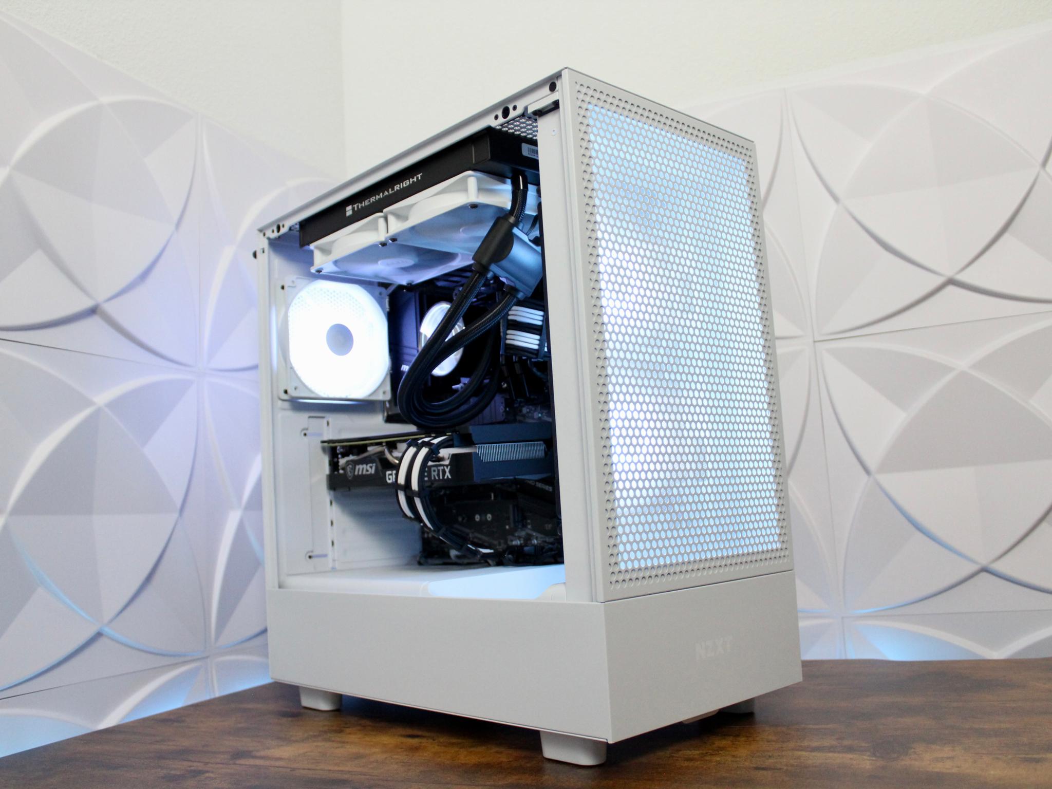 ⚪️ Domino ⚫️ Ryzen 5 5600 | RTX 3060 Ti | 32GB DDR4 | 1TB M.2 | W11 + WiFi