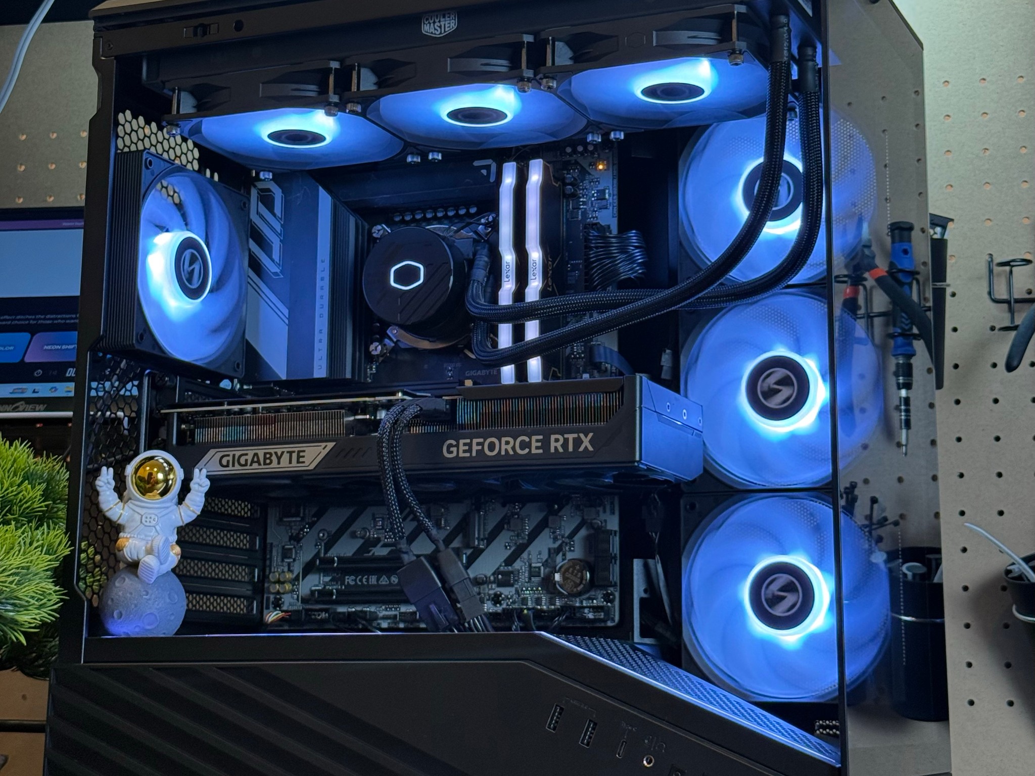 4K Gaming PC | RTX 5070 Ti | Intel Ultra 7 265KF | 32GB DDR5 RAM | 2TB | Windows 11