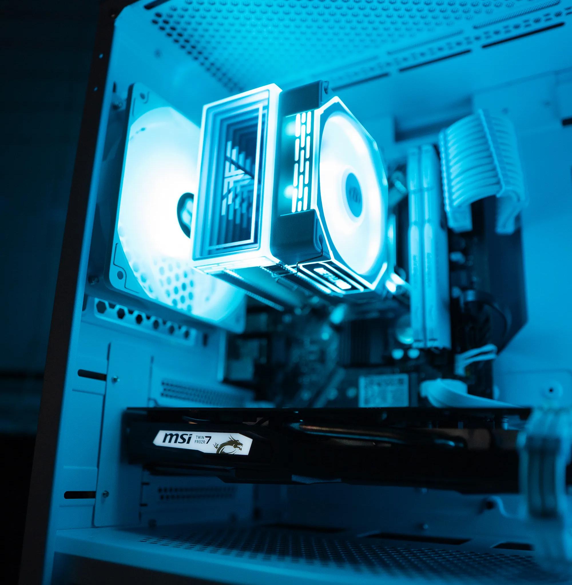 ❄️🌨 | GTX 1650 | INTEL i5 3470 | 16GB DDR3 RAM | 256GB NVME + 1TB HDD | Arctic Freeze 4.0
