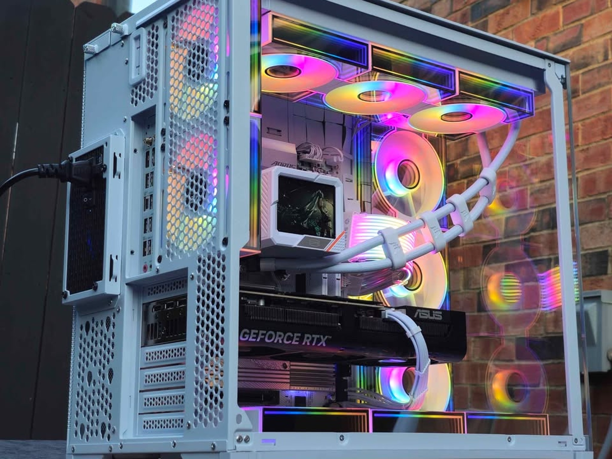 💮High End Gaming PC • Nvidia 5070 Ti • Ryzen X3D • 32GB DDR5 • Plug n' Play ready