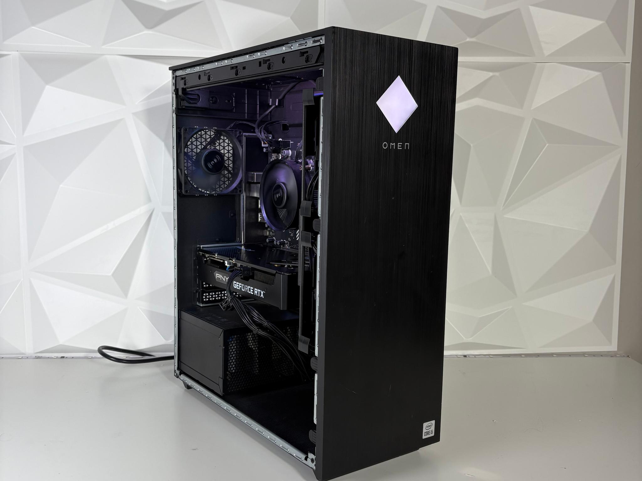OMEN Gaming PC - RTX 3050 8GB / Intel Core i5 10400F/ 16GB DDR4