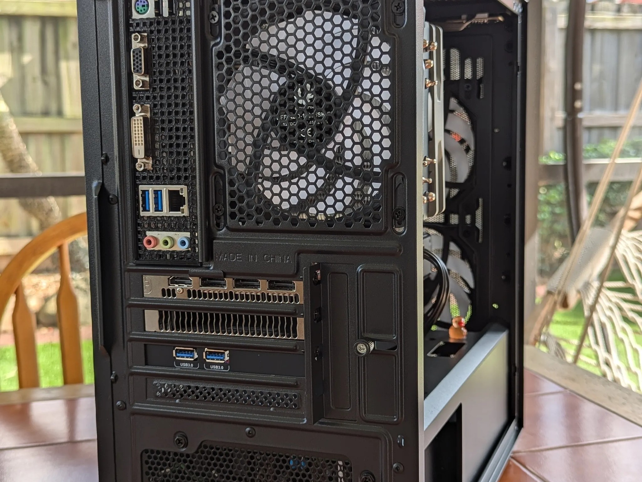 T3chDucky - Elemental - RX 580 8GB i7 4790 16GB RAM