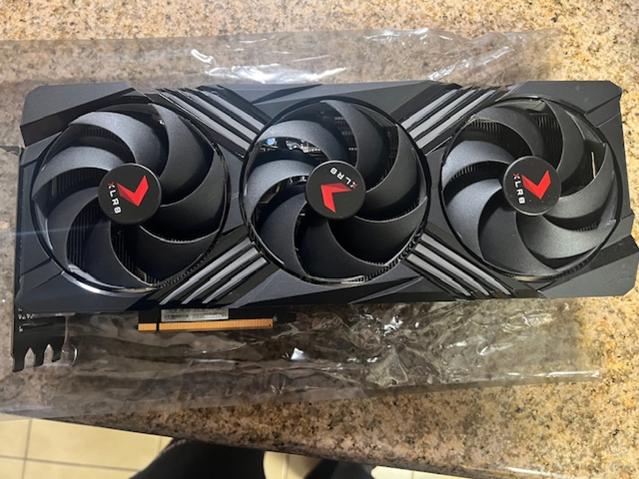 PNY NVIDIA GeForce RTX 4080 XLR8 Verto Epic-X Overclocked Triple Fan 16GB GDDR6X PCIe 4.0 Card
