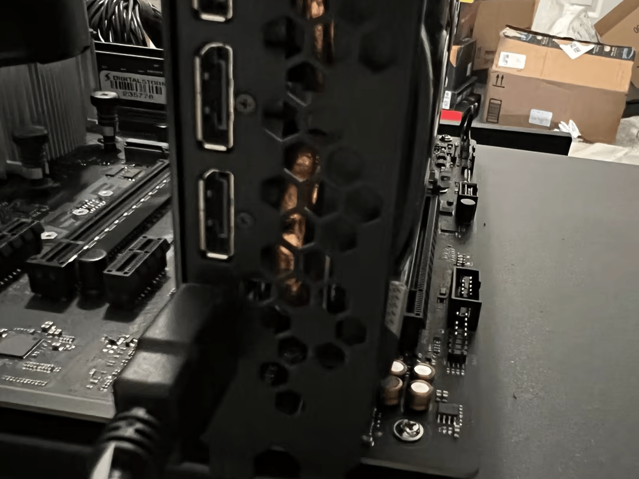 EVGA GeForce RTX 3060 Ti 8 GB FTW3 ULTRA (FHR)