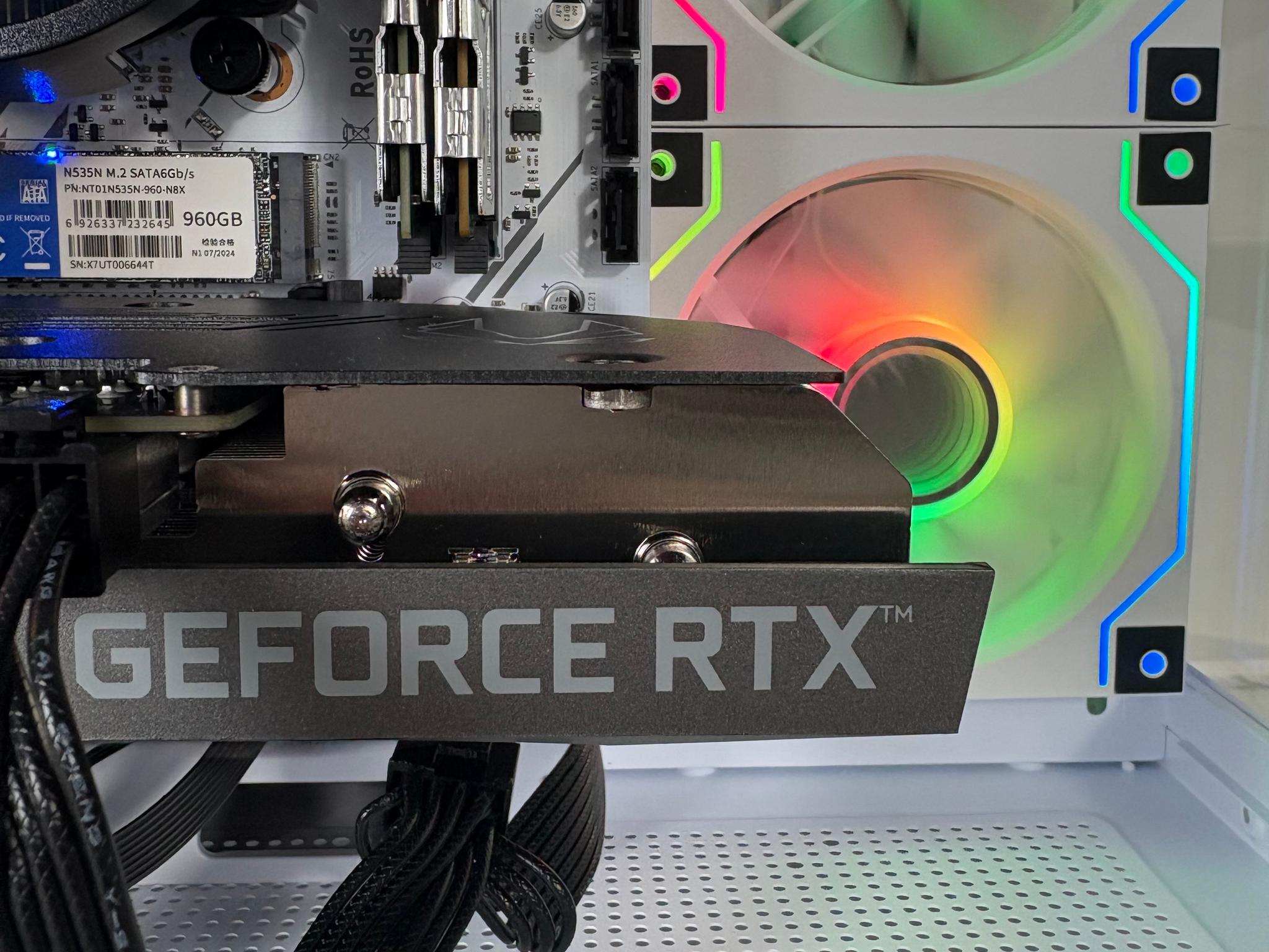 //ICEBERG V2// - Ryzen 5 3500, RTX 3060, 32GB, 960GB SSD