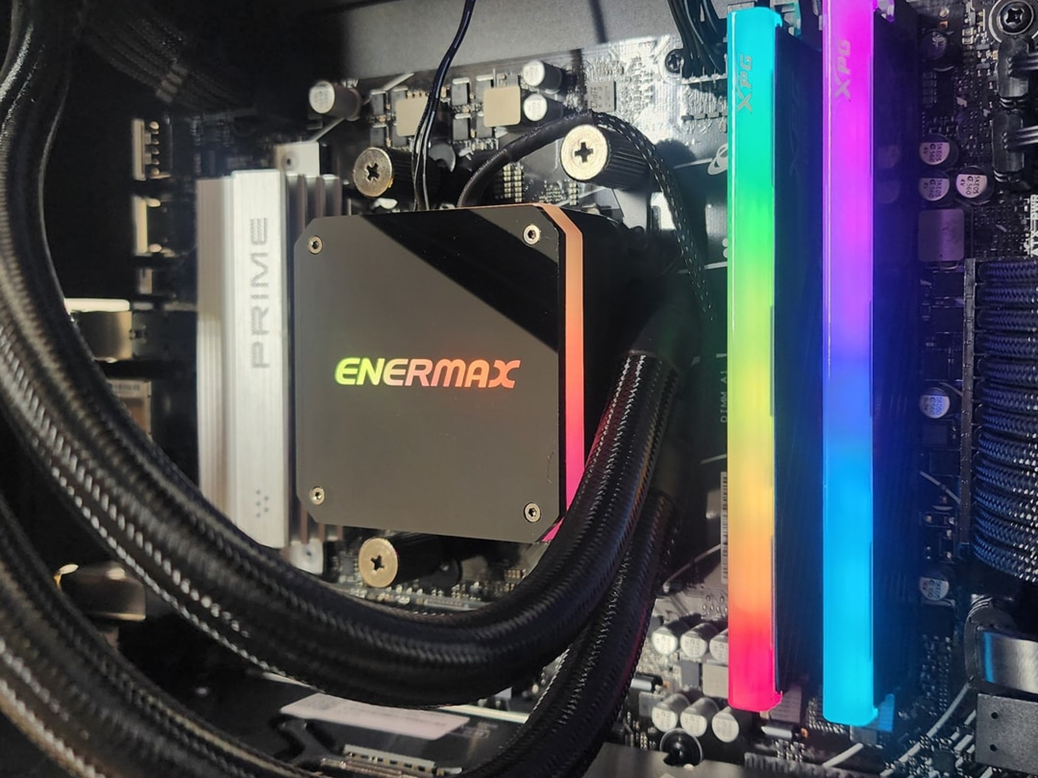 Gaming PC Ryzen 7 7800X3D 32GB RAM 1TB SSD RTX 4070 Ti SUPER 16GB Windows 11 Computer