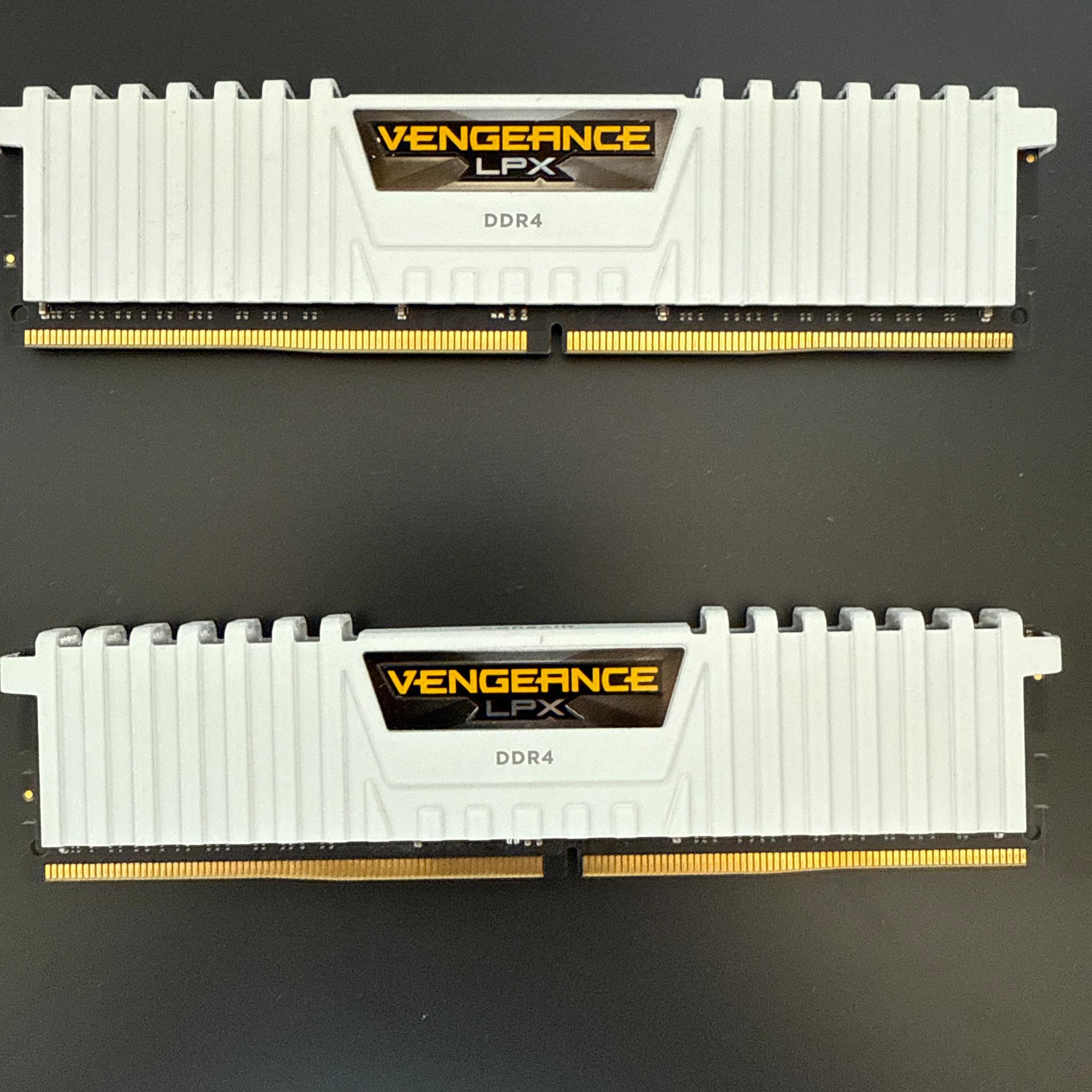 Corsair Vengence 32gb 3000MHZ RAM