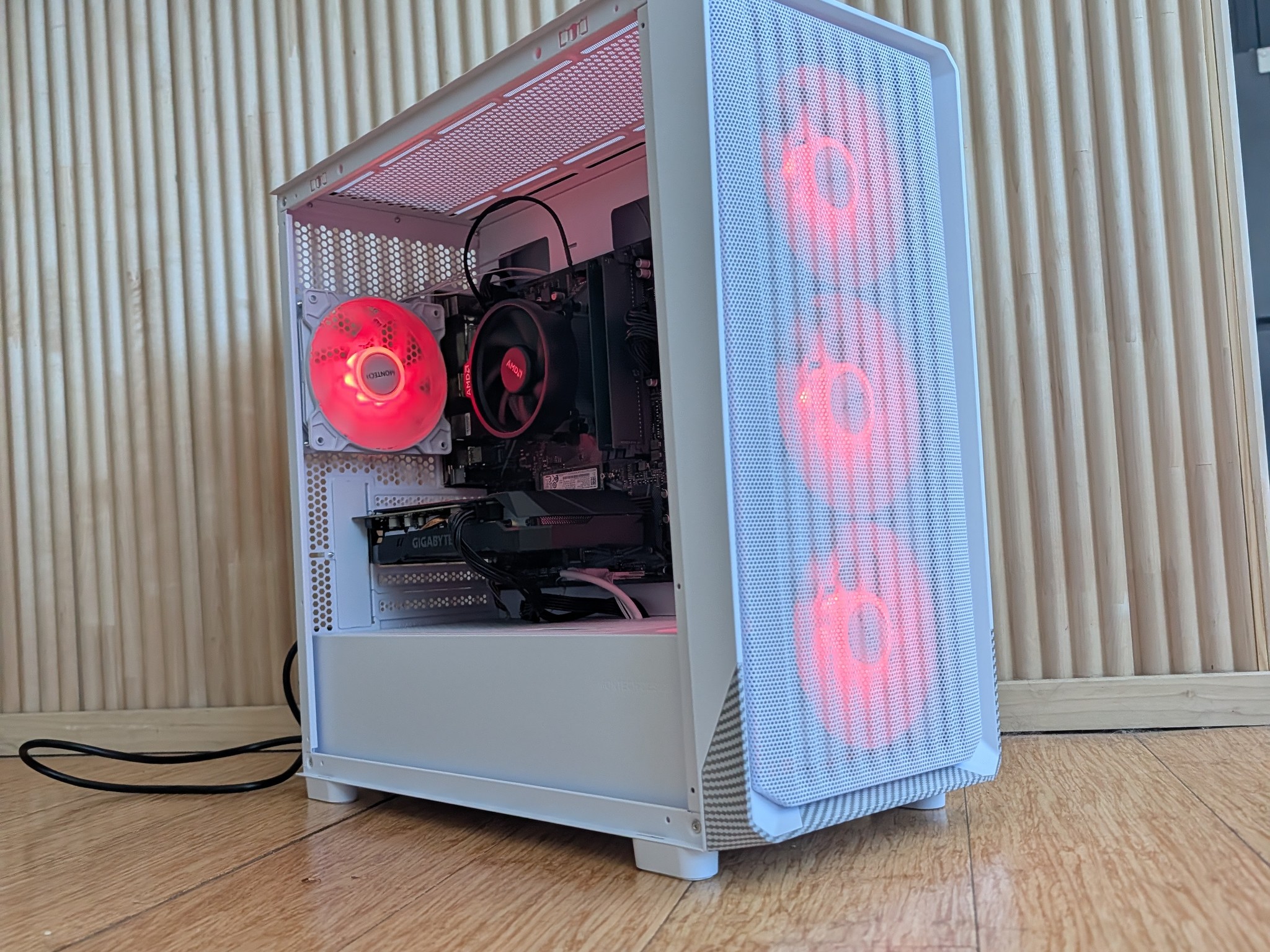 Custom Mid-range gaming PC | RTX 2060 | R5 5500 | 16GB | 512GB |