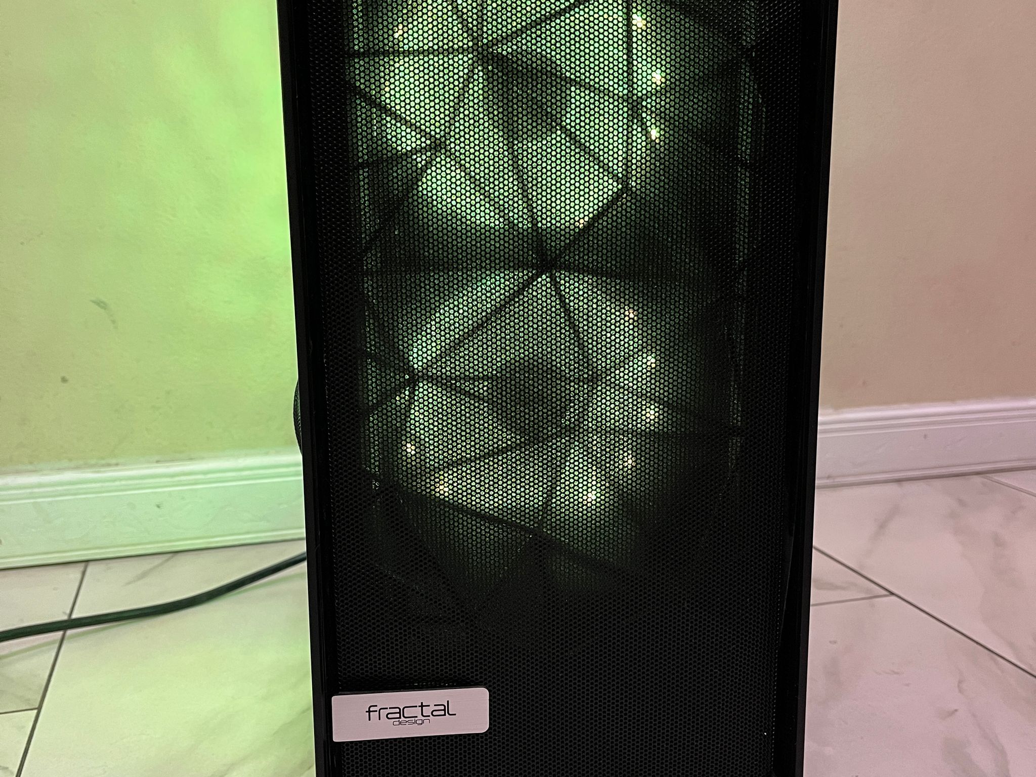 🔥NVIDIA GTX 1070, Intel i5-7400, 1 TB Storage, 12 GB RAM, High Performance RGB Gaming PC w/ Remote🟢