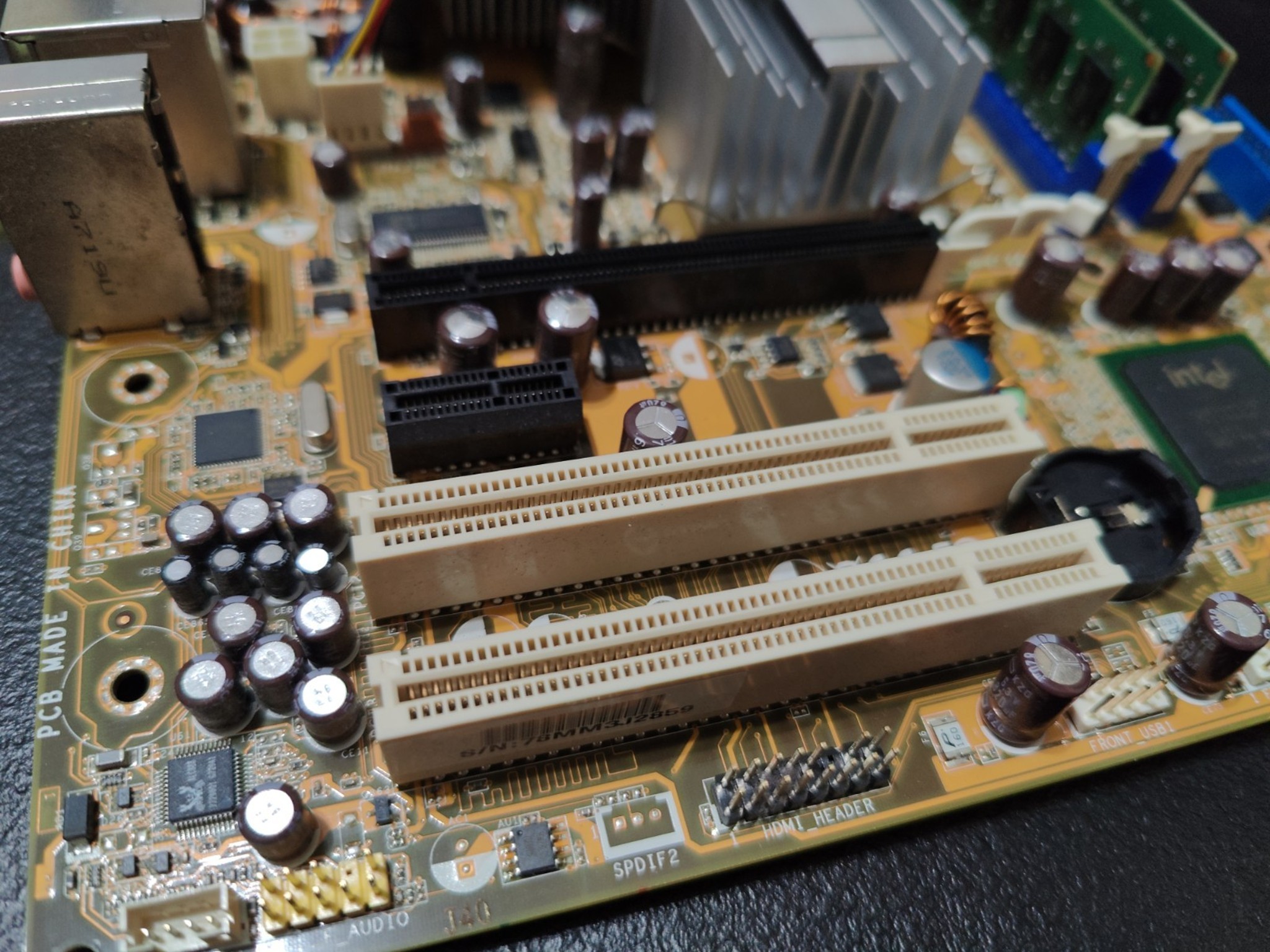 Asus IPILP-LC Motherboard w/ Intel Pentium E2140 Dual Core 4GB Ram