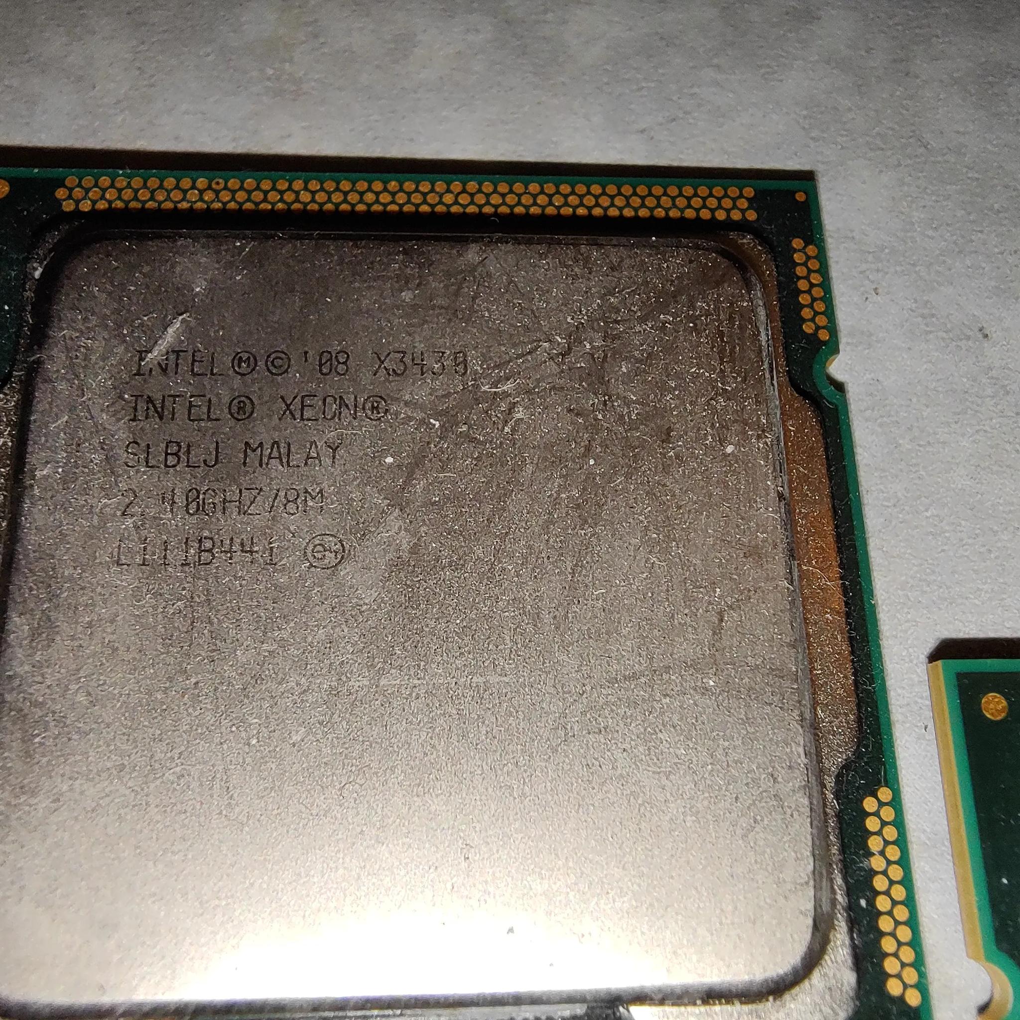 Intel CPU lot. 2x i3 3rd gen, 2x Xeon, 1x pentium