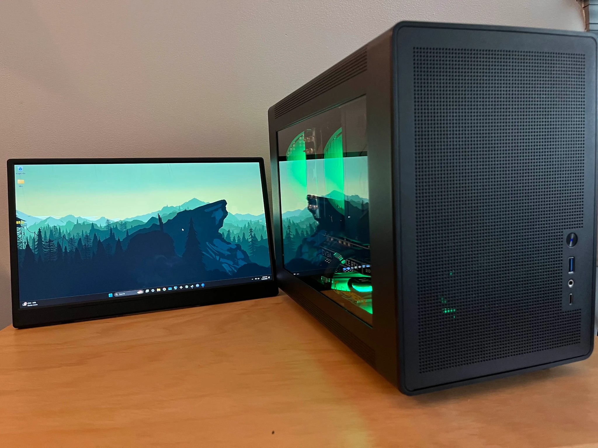 | RTX 2060 | Ryzen 7 3700X | 32GB DDR4 | 1TB Gen 4 NVMe | Windows 11 Pro | Portable Mini mATX PC