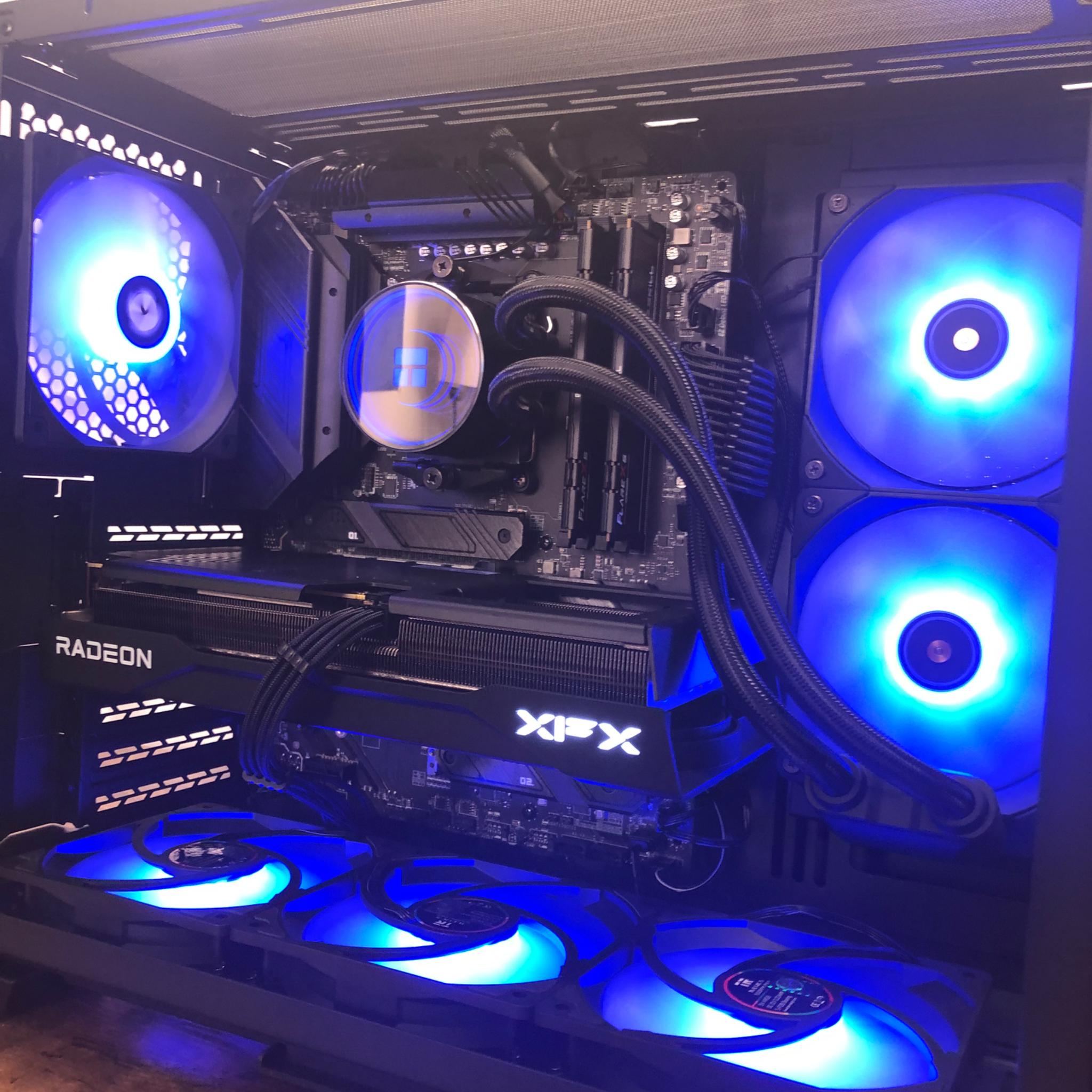 FIRESTORM🔥9800X3D🔥9060XT 16GB🔥2TB M.2🔥WI-FI