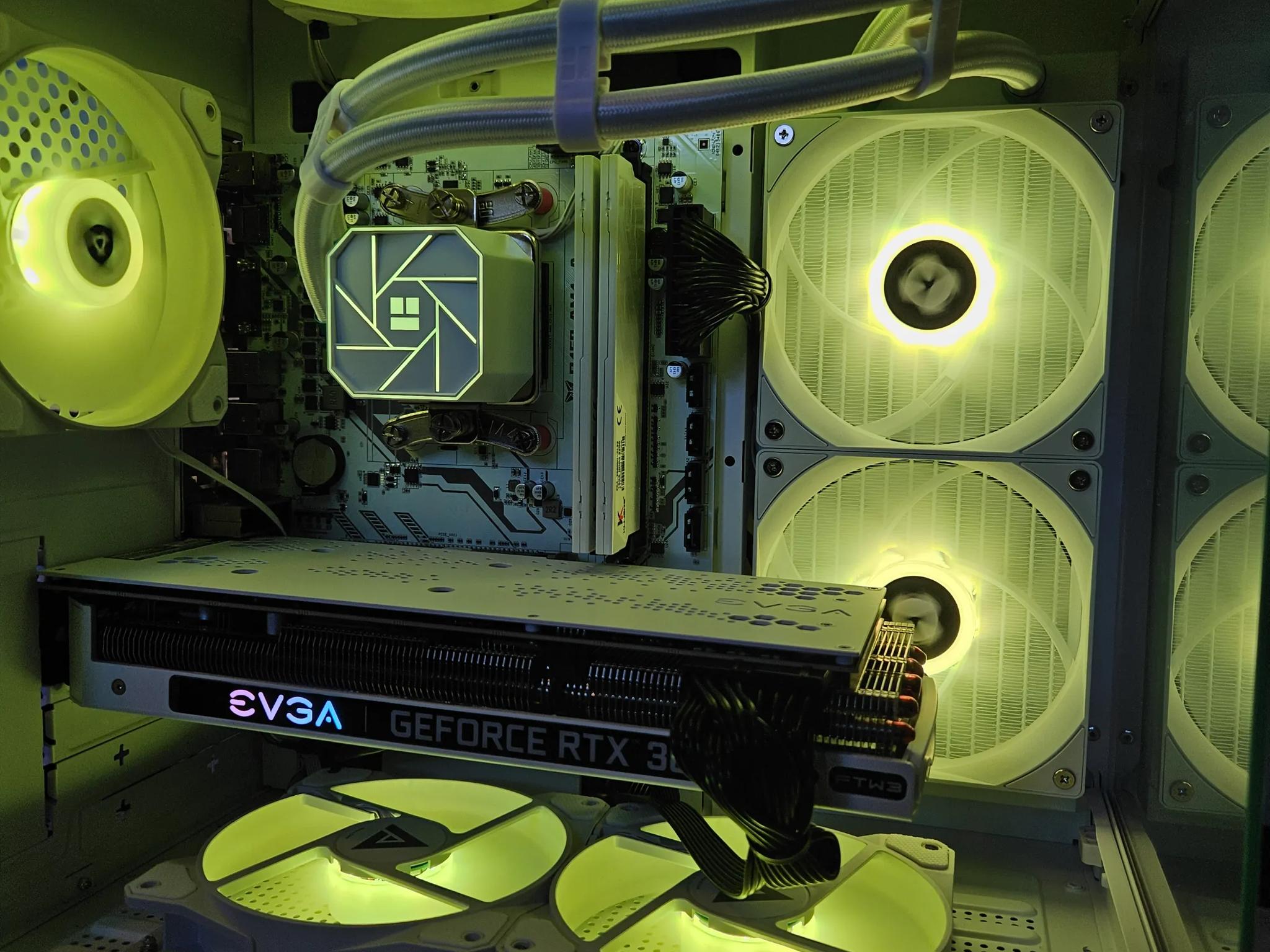 Liquid cooled Arctic Rig Ryzen 5 / 32GB DDR4 / 1TB SSD / RTX 3060 ti