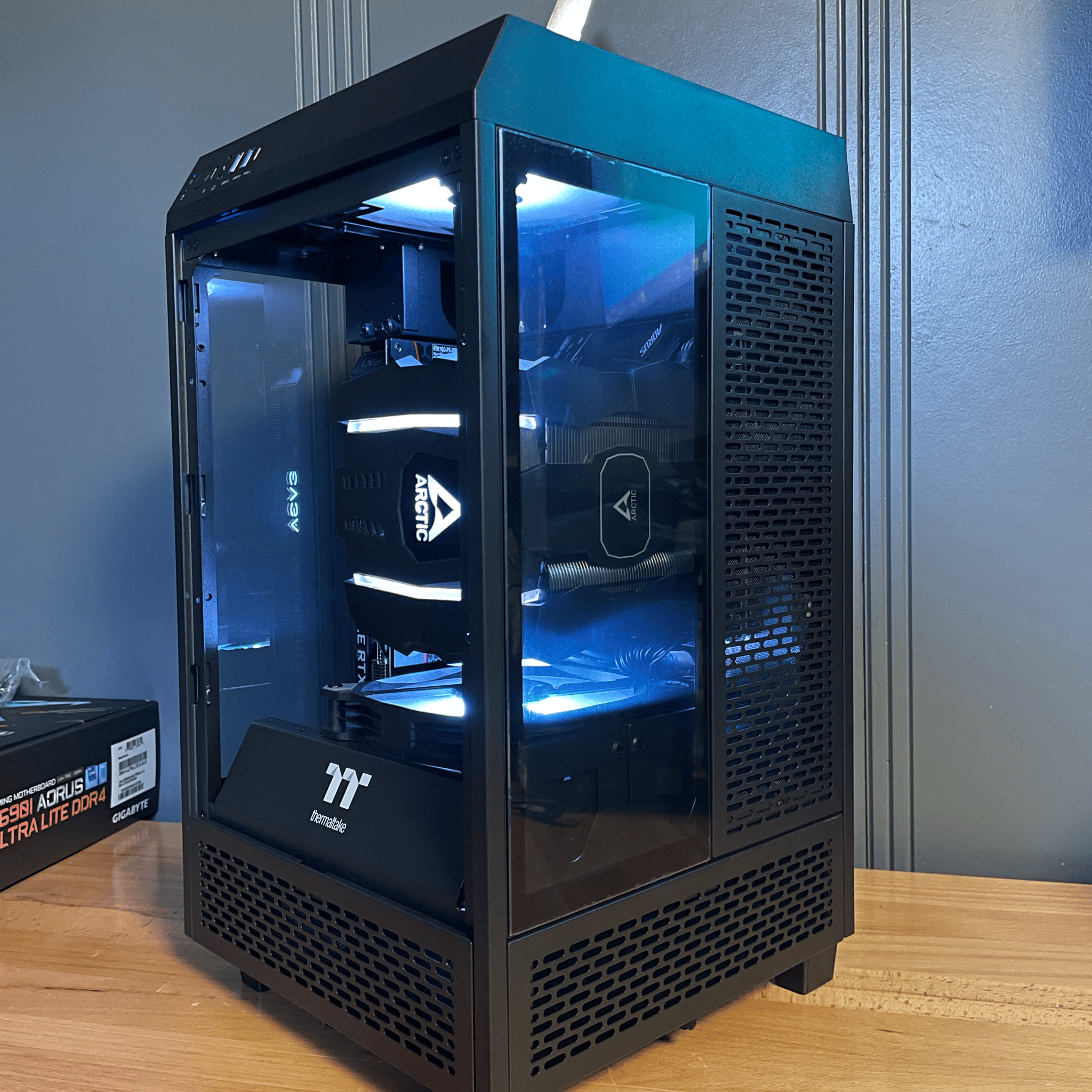 "ITXbox" 3080 Gaming PC w/ Intel 12400F, 32GB RAM, 2TB SSD, Windows 10 Pro