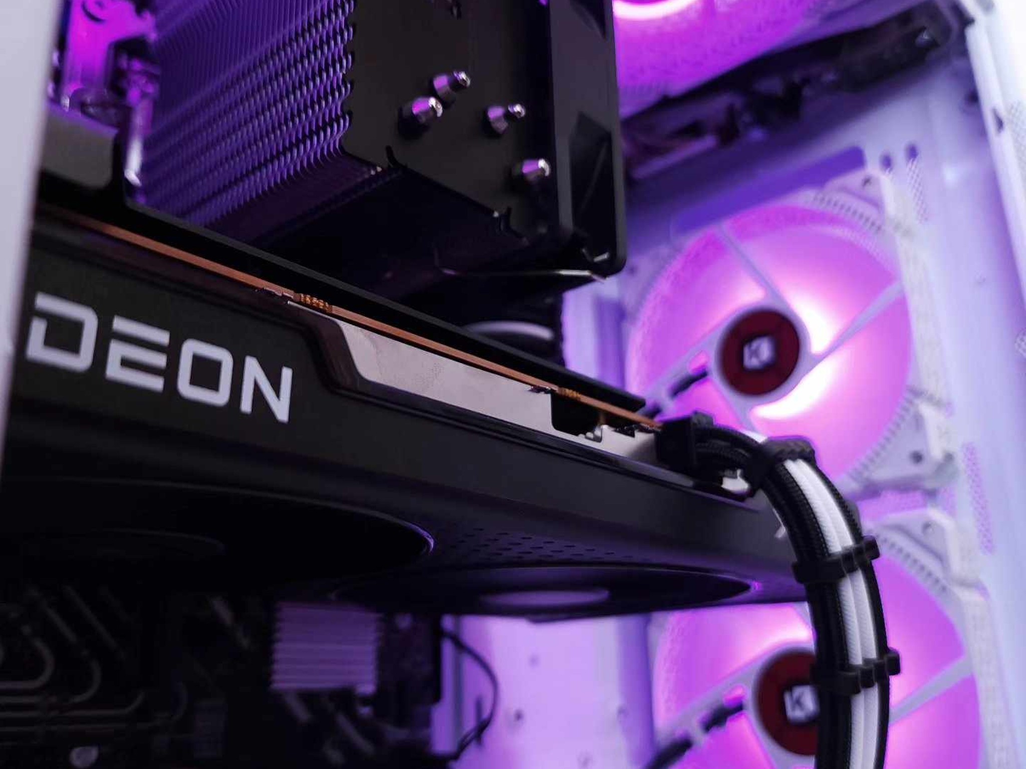 💜🤍RX 7600 | i5 12400F | 16GB 3600MHz | 1TB NVMe