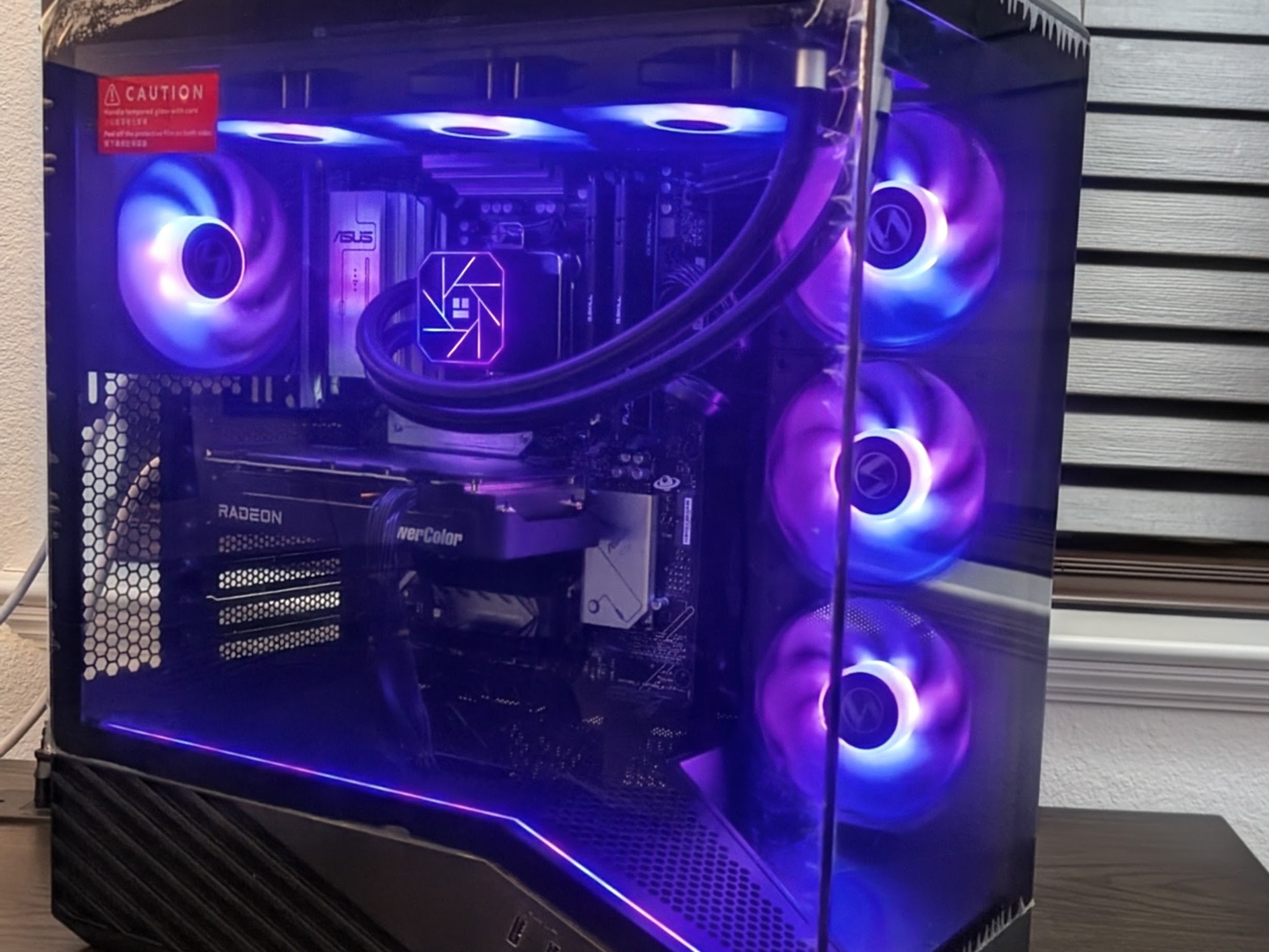 Ryzen 5 7600X |RX 9060 XT 16GB | 32GB DDR5 |256GB + 1TB NVMe SSD | Wifi | Windows 11 | Gaming PC