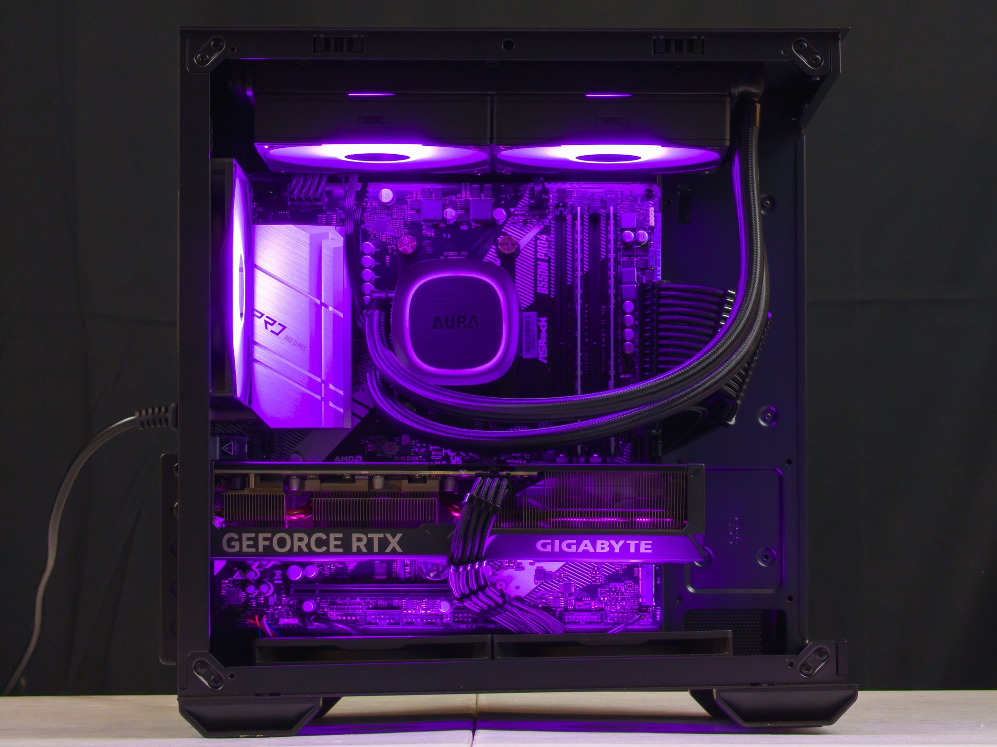 💜🖤 RTX 4070 / Ryzen 7 5800X / 32GB Gaming PC 💜🖤