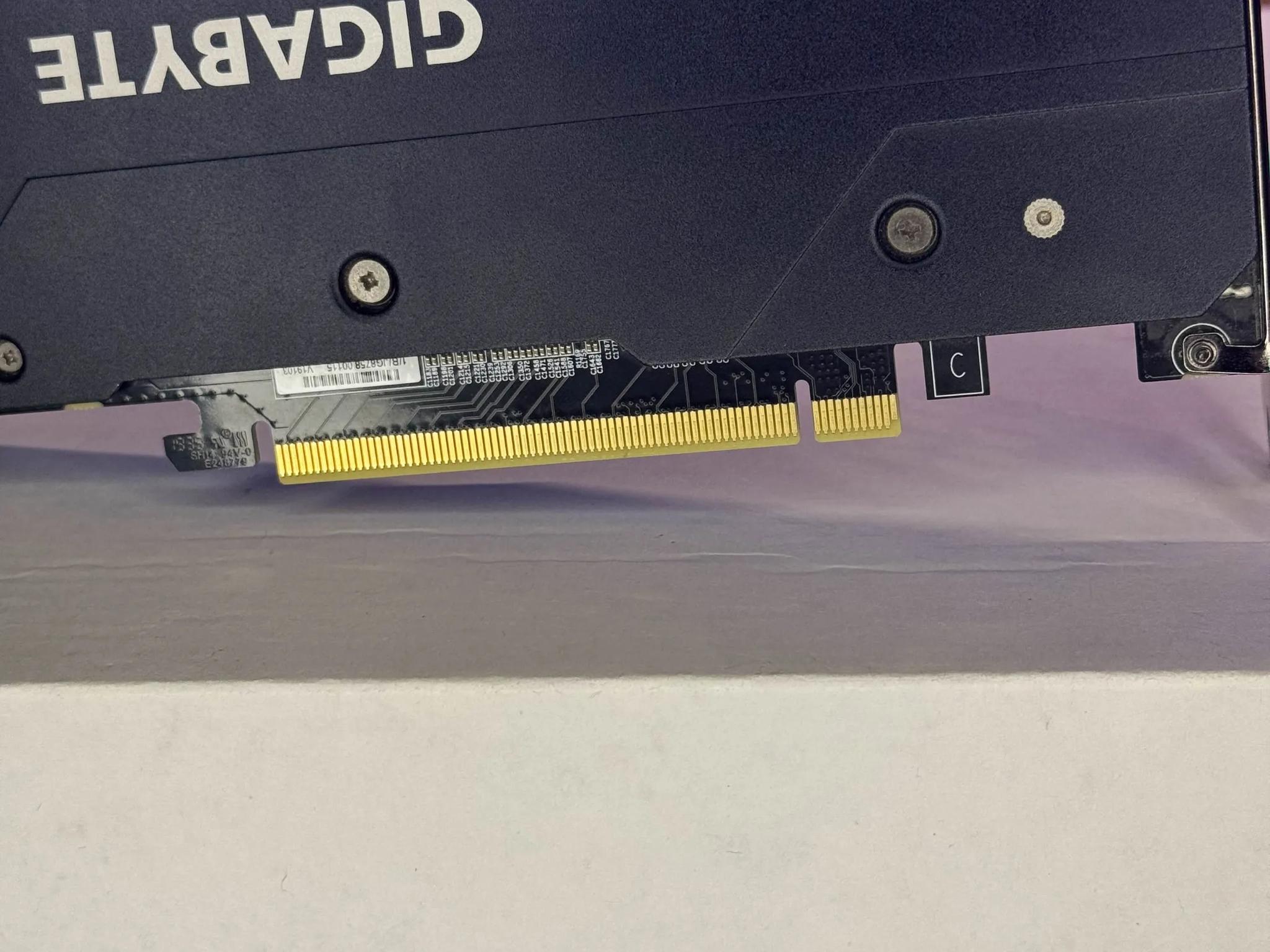 🔥GIGABYTE GeForce RTX 2060 SUPER GAMING 3X OC