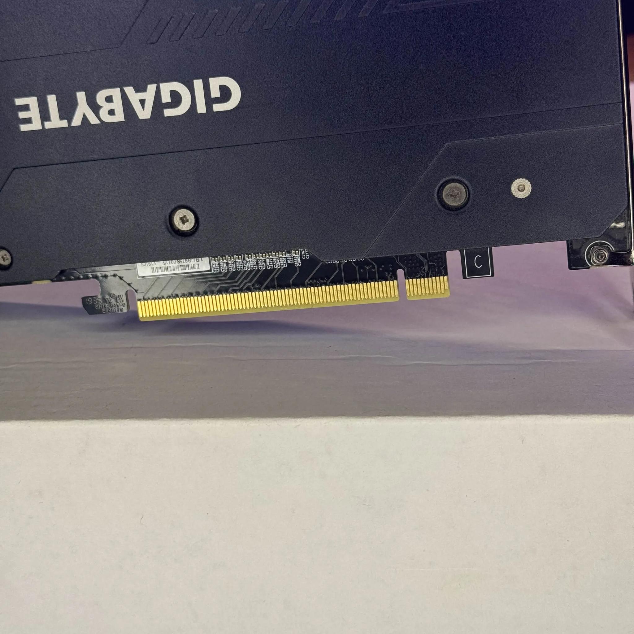 🔥GIGABYTE GeForce RTX 2060 SUPER GAMING 3X OC
