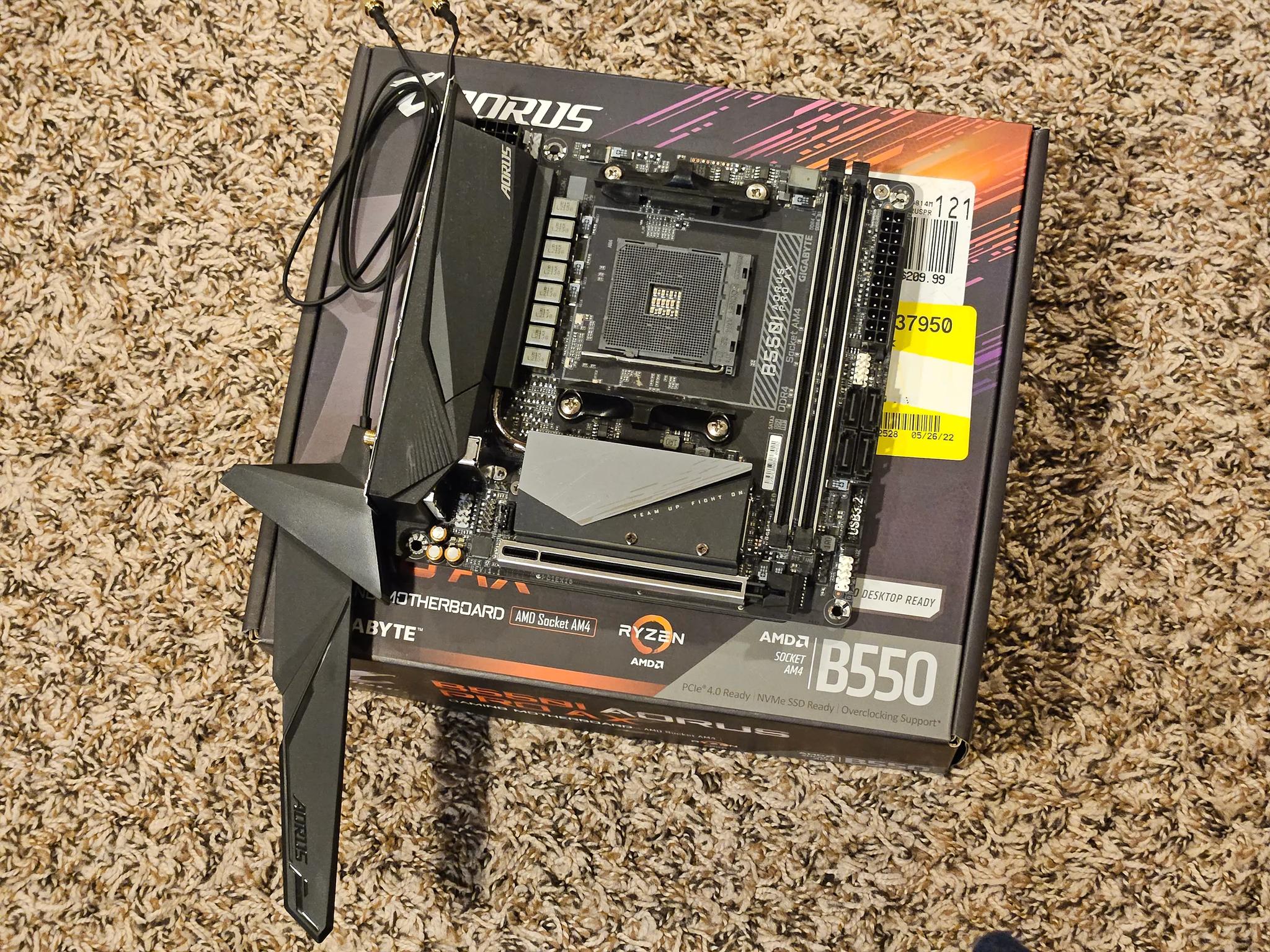 Gigabyte Aorus B550i