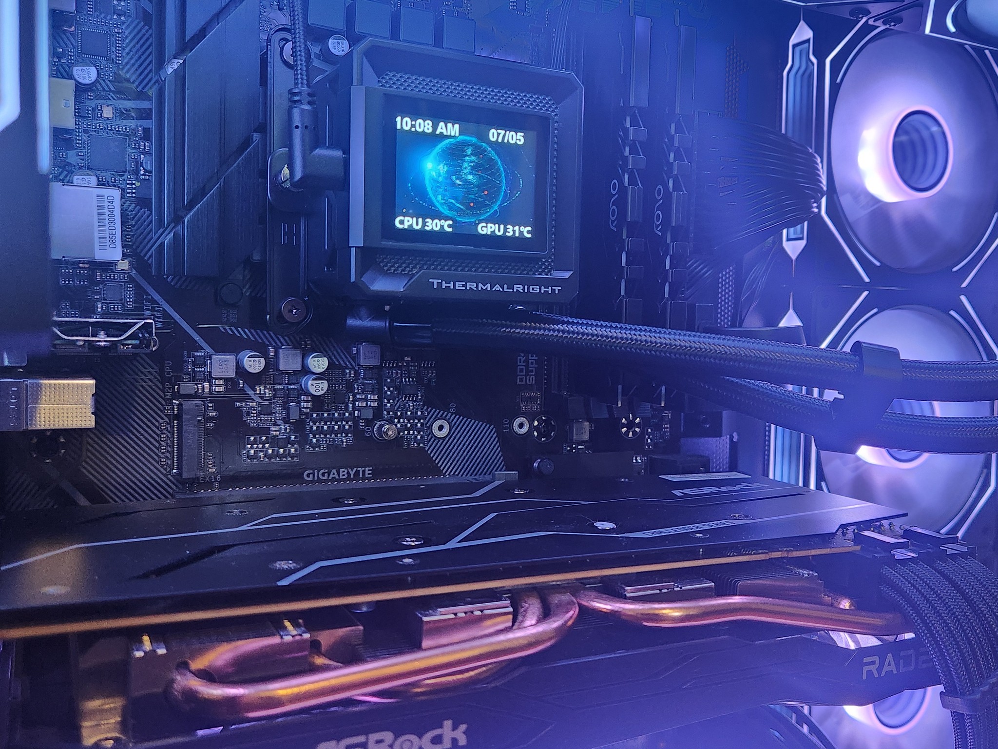 RX 6700XT | i7 11700F | 16GB RAM | 1TB SSD | WiFi + BT | WINDOWS 11