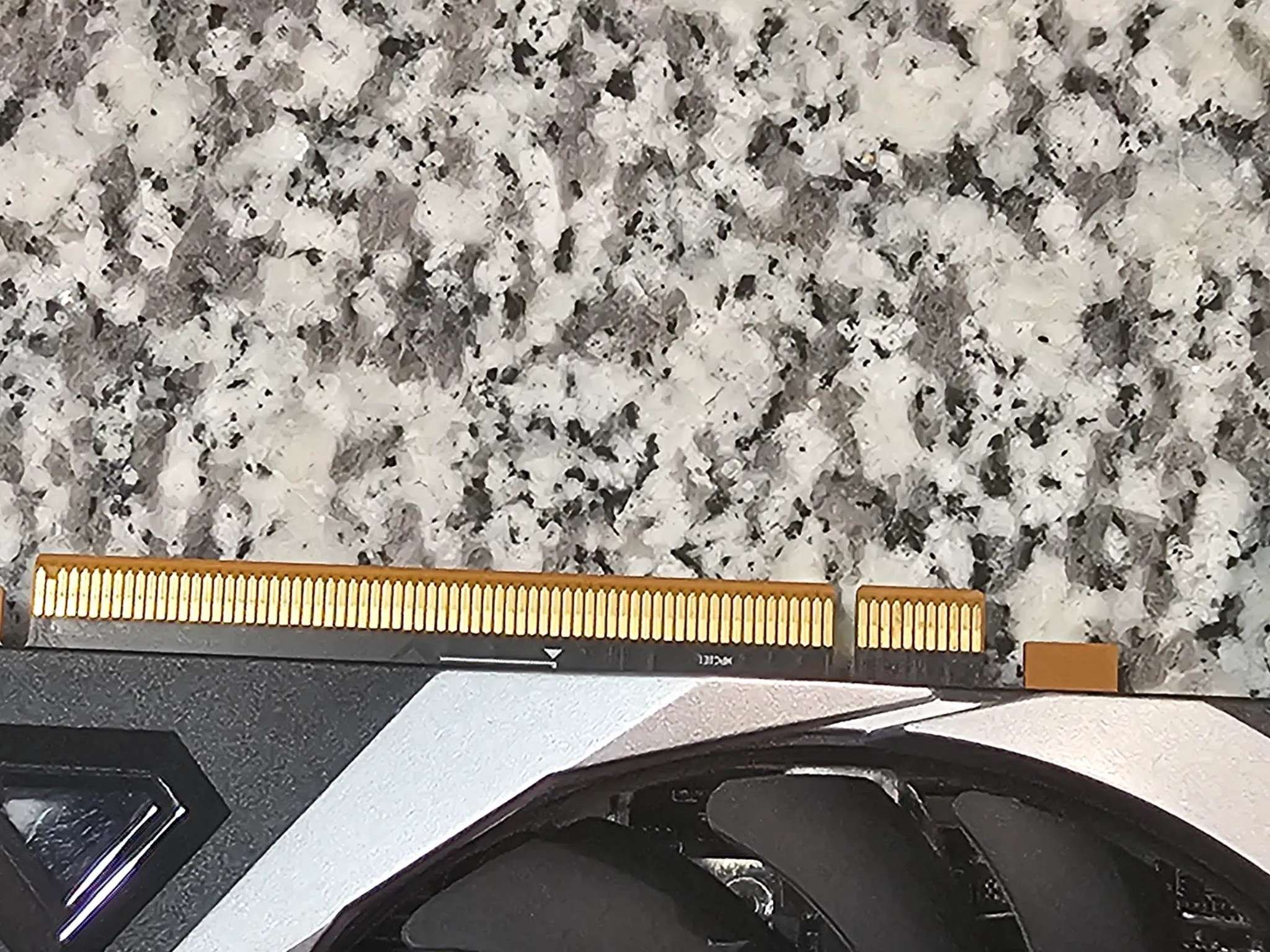 MSI RX 6650 XT 8GB