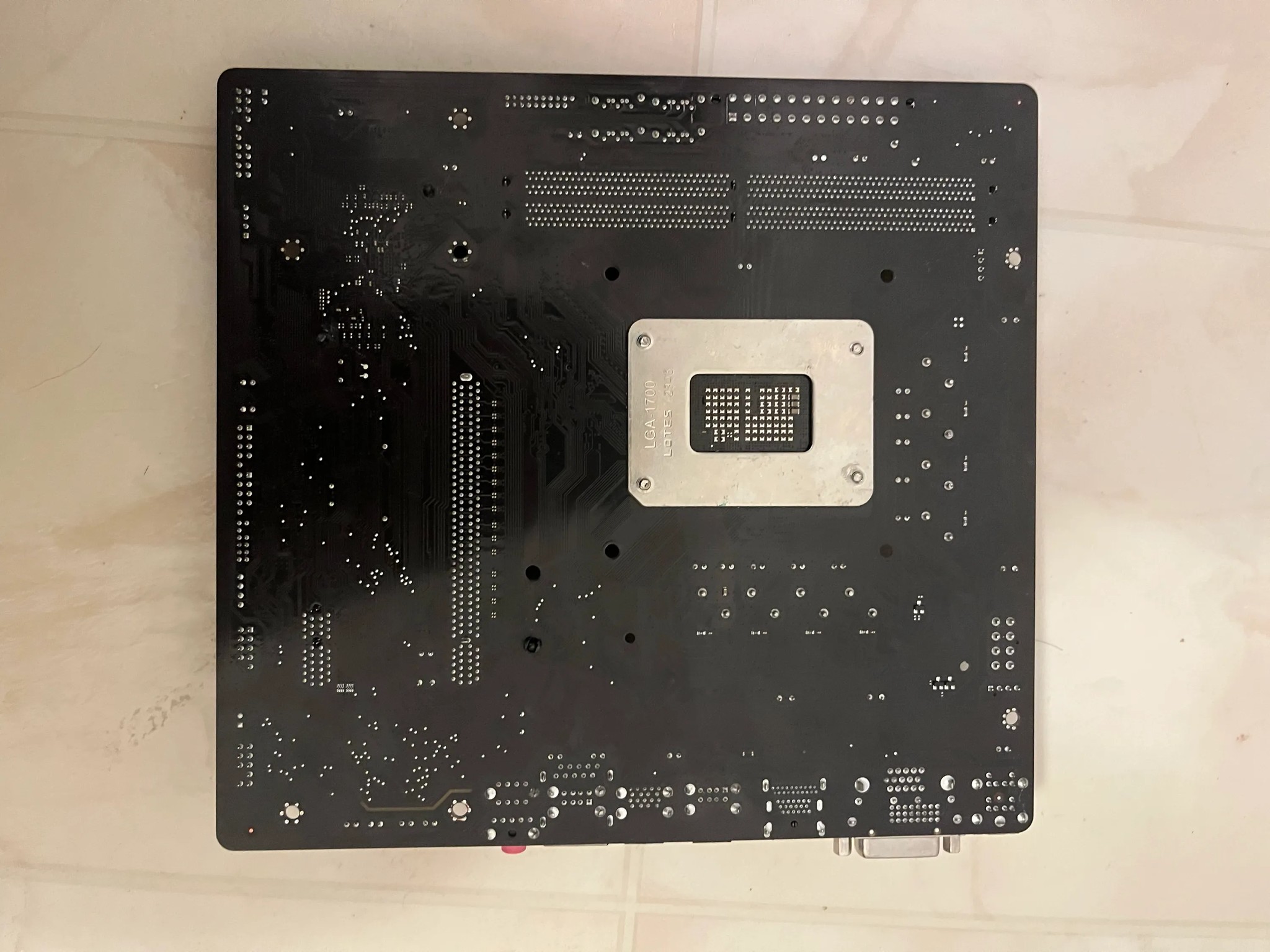 GIGABYTE H610M S2H V2 DDR4 (LGA 1700/ Micro ATX/ DDR4/ Single M.2/ PCIe 4.0/ USB 3.2 Gen1)