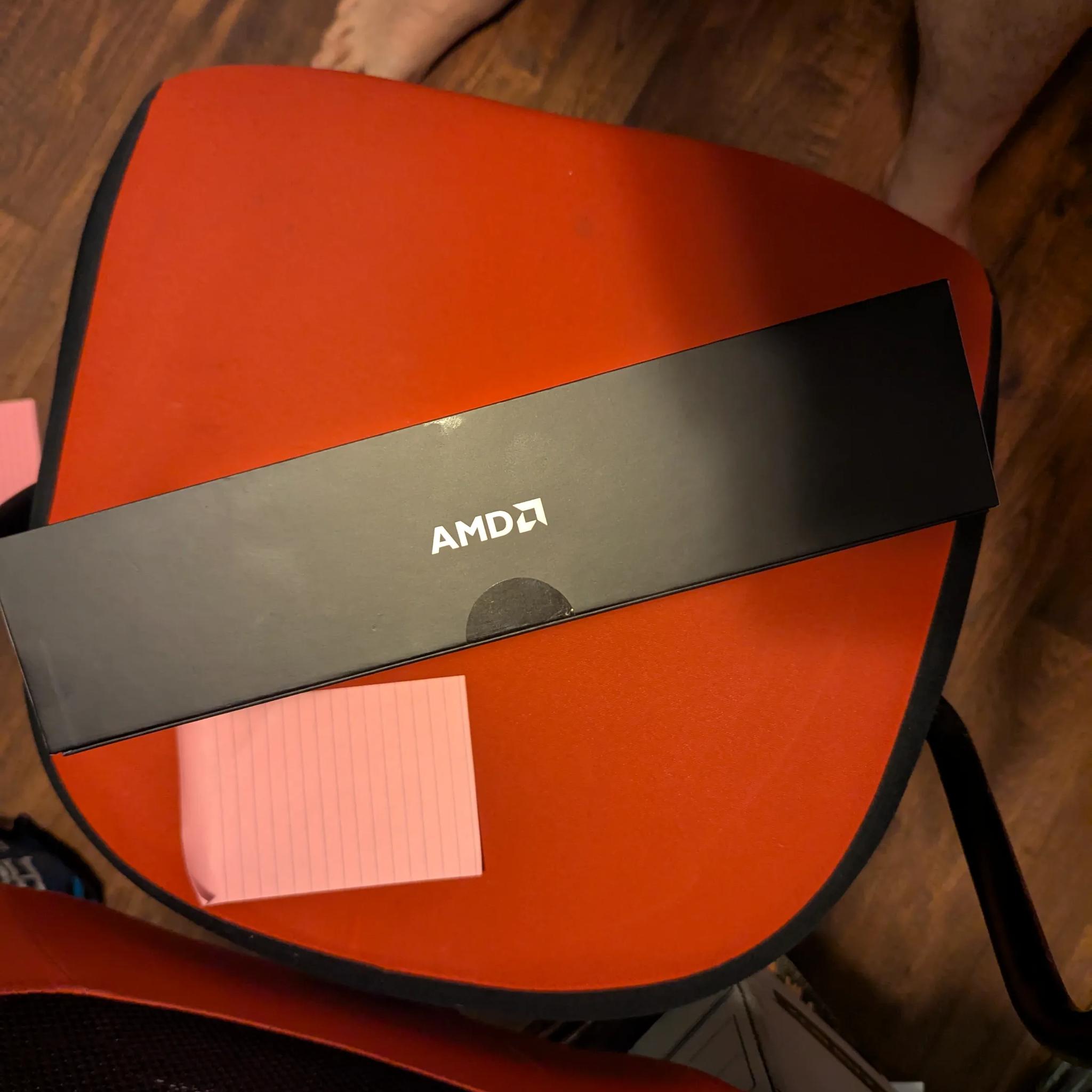 AMD Radeon RX 7900 XTX