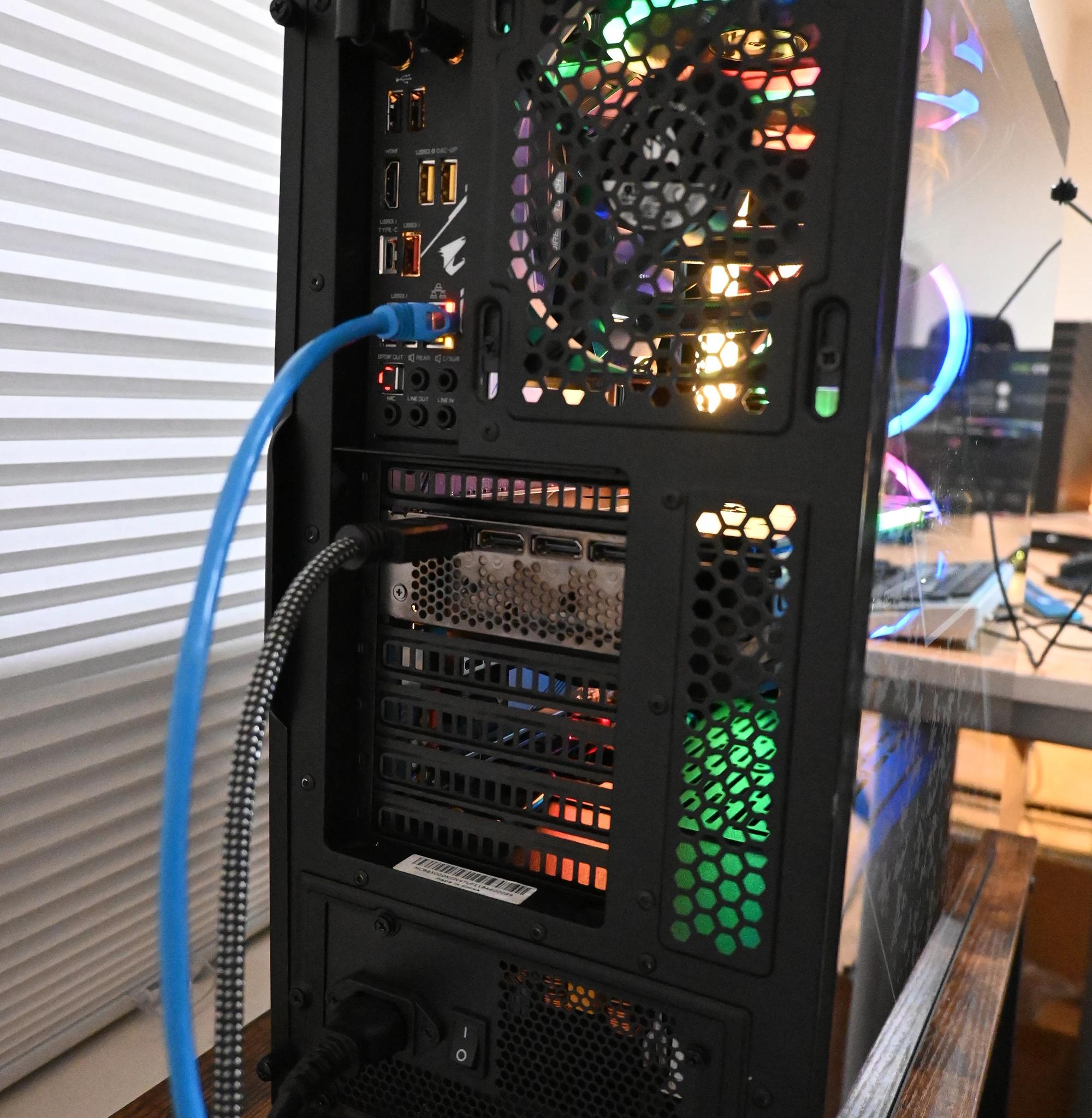 JT-3 | i7-9700K | RTX 3070 | 32GB RAM | 1TB SSD | Wi-Fi | Windows
