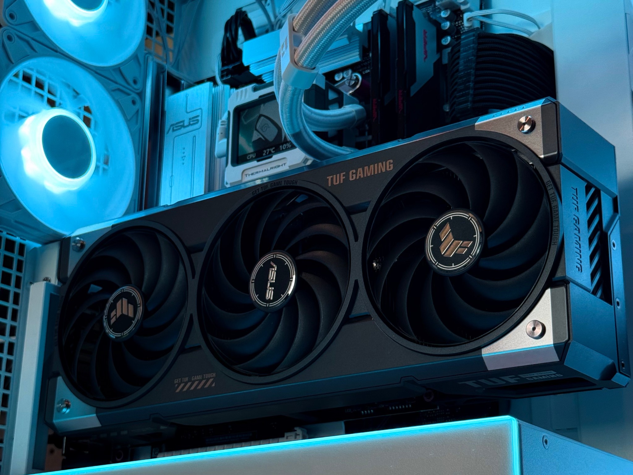 4K ARTIC Gaming PC | RTX 5070 Ti | Ryzen 7 9800x3D | 32GB DDR5 RAM | 4TB | 1000w PSU | Win 11