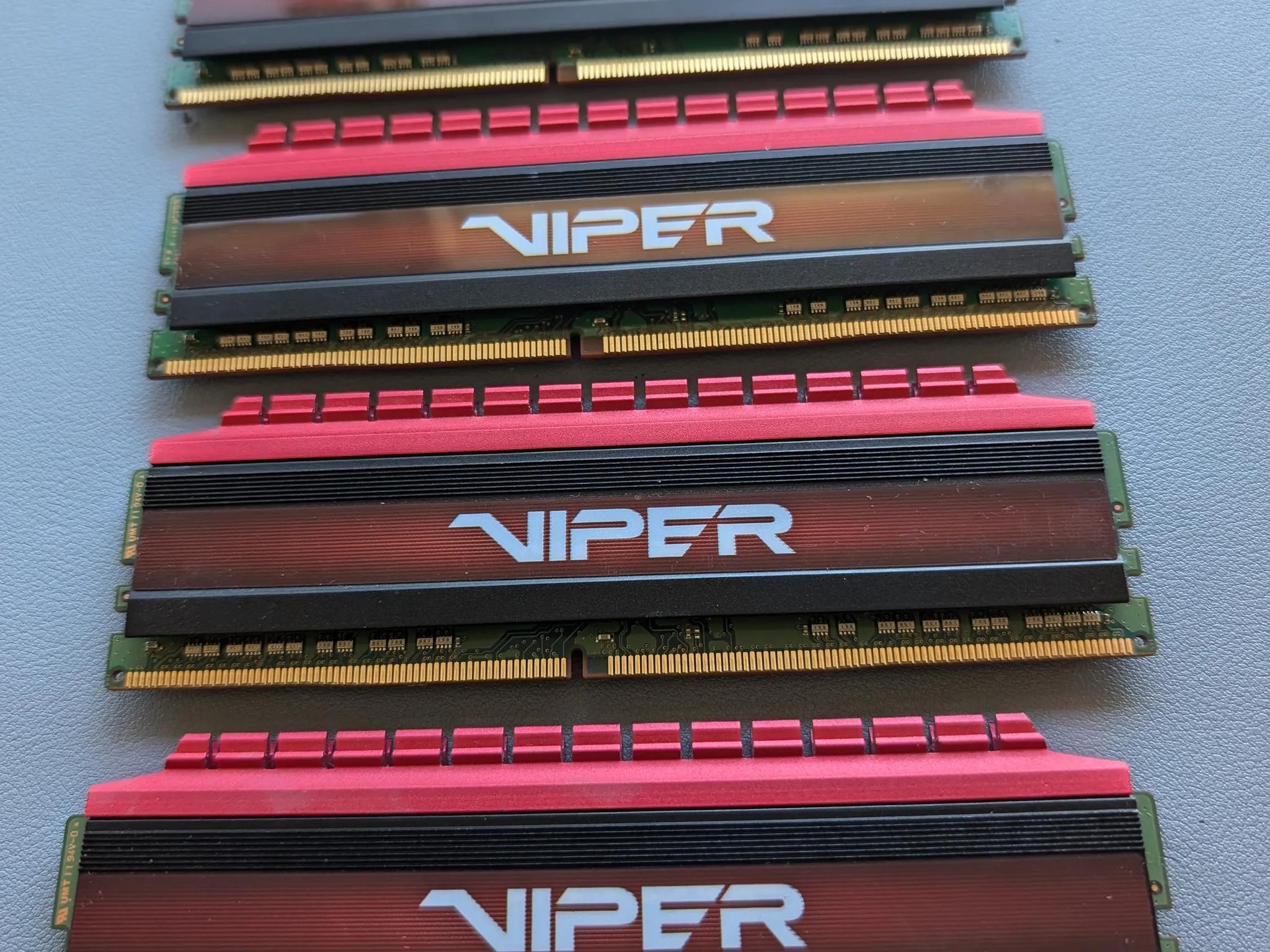 32GB (8x4) DDR4 3000