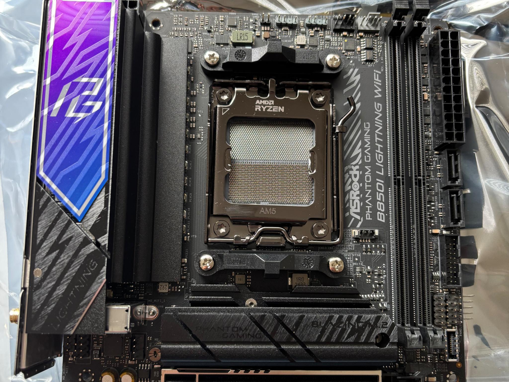 AsRock B850i Lightning WiFi AM5 Mini ITX Motherboard