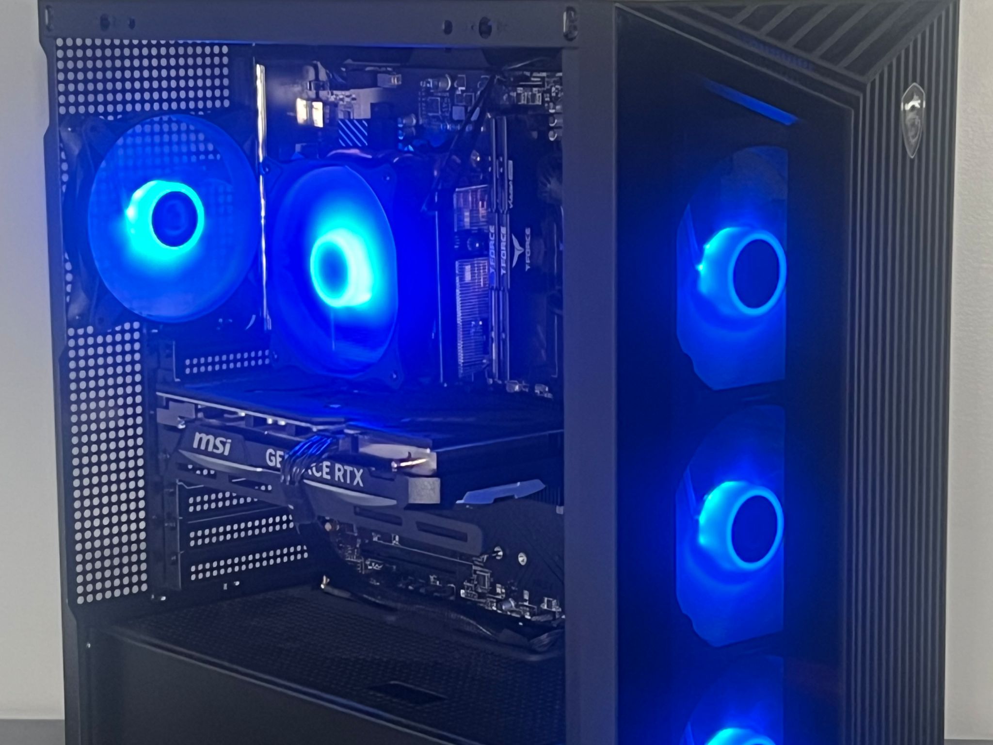 Shield • 4070 Super • Ryzen 7 7700 • 1TB Storage