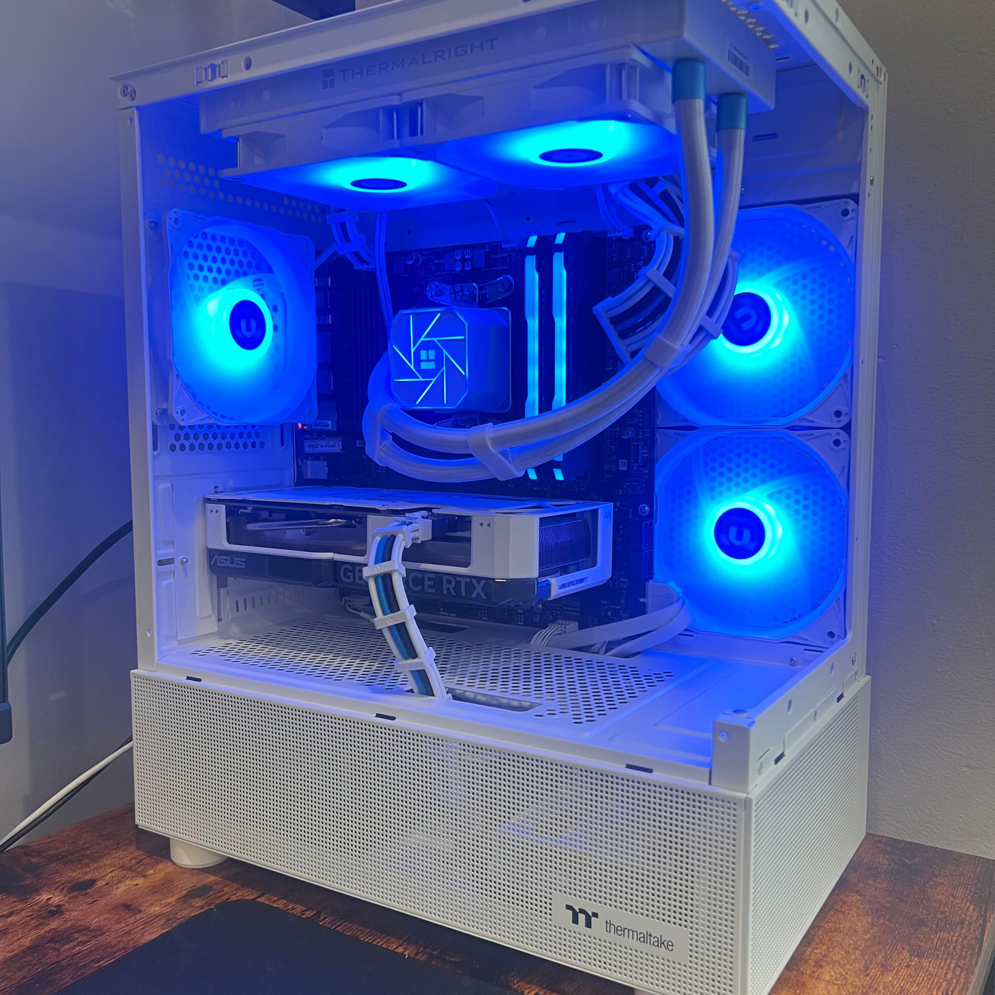 RTX 4060 Gaming/Streaming PC! | Ryzen 5 5600 | 1tb SSD | 16gb DDR4 Ram