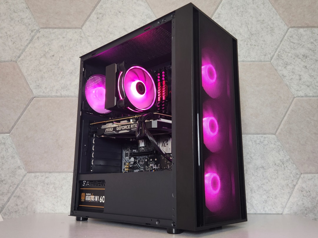 ゲーミングPC フルセット ryzen 5-3600 RTX2070 super 🖤Gaming PC | RTX 2070 Super | Ryzen 5 3600 | 16GB RAM | 512GB