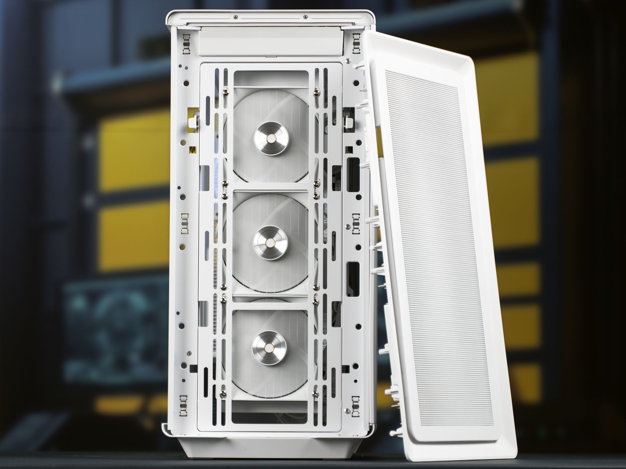 “Fractus.Astra ” RX 9070 Ryzen 7 9700X 32GB Windows 11 2TB Gaming PC Powerhouse