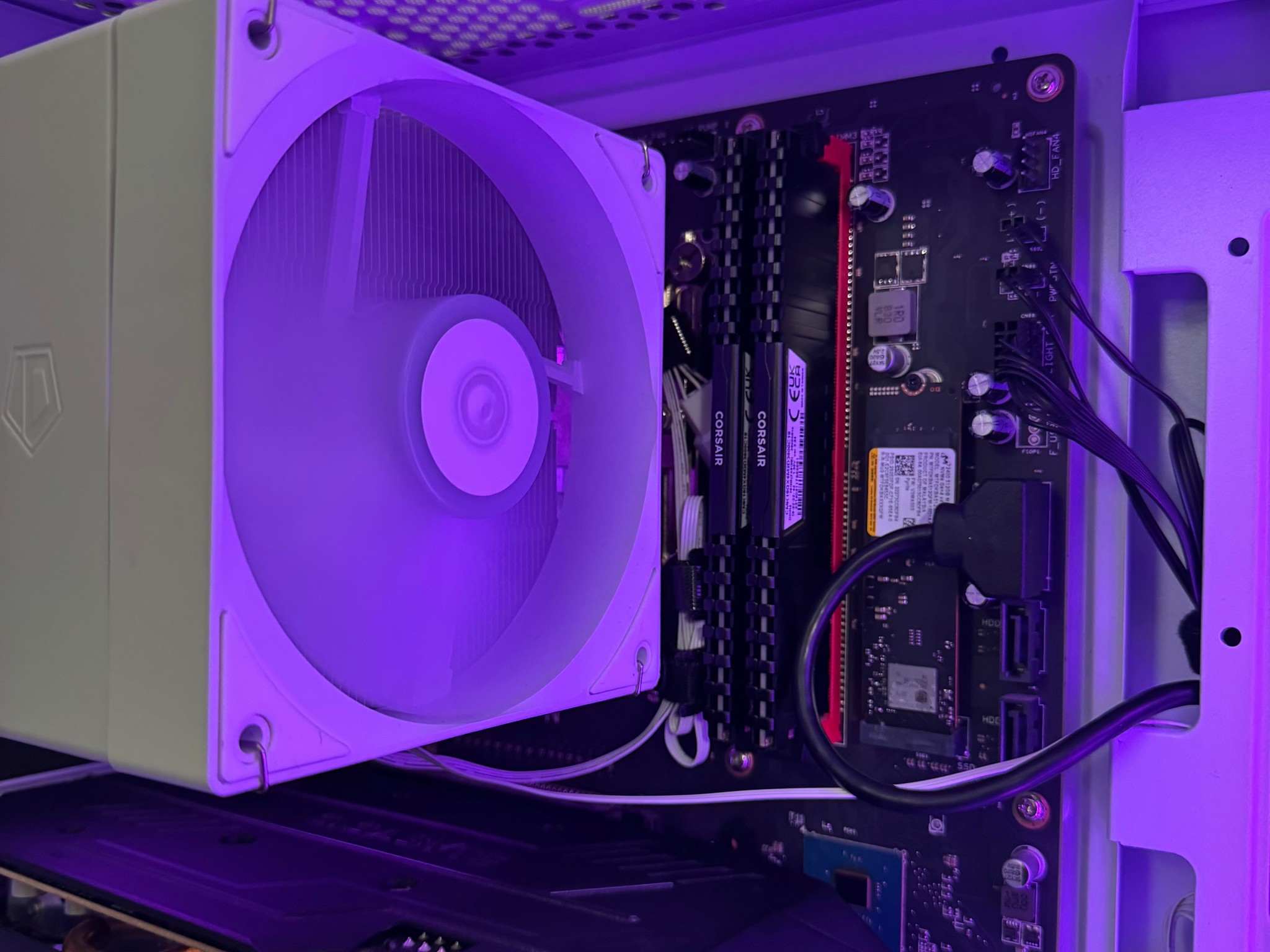 GTX 1660 Super | Intel i7-9700F | 16GB DDR4 | 512GB SSD| Custom Gaming PC