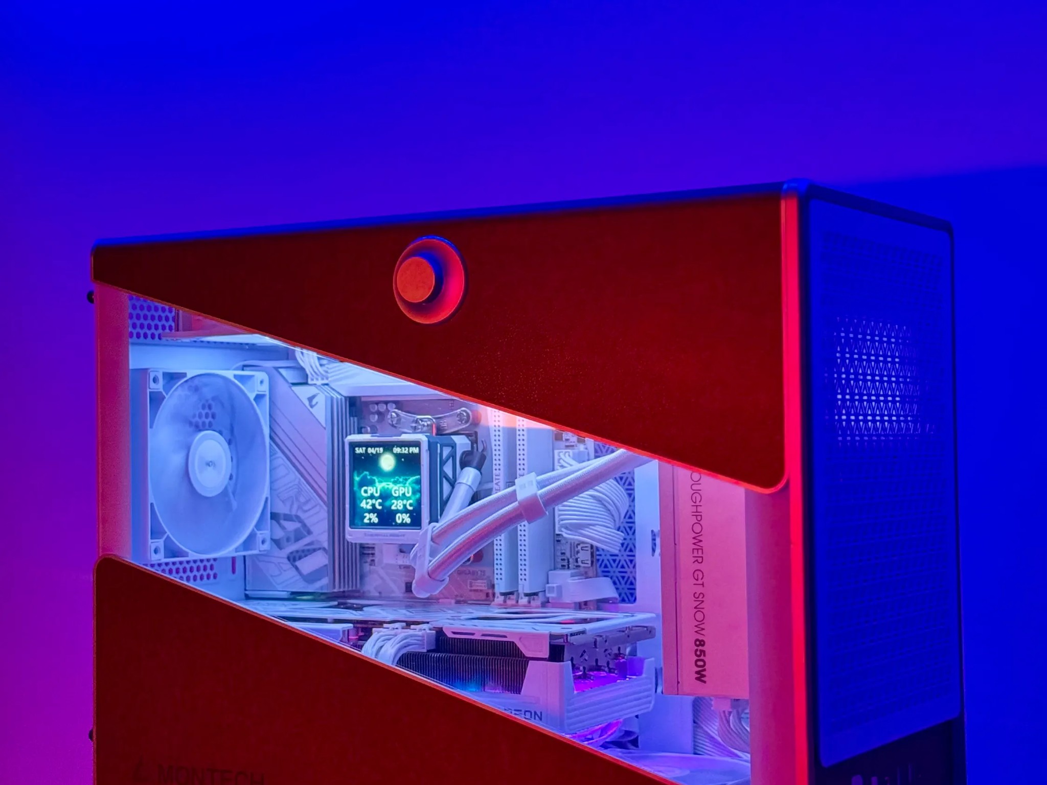 The Dream Machine ☁️🌜✨ Gaming PC  🚀 Radeon 9070 OC, Ryzen 9800X3D, 32GB RAM, 4TB SSD, Aorus ICE Mobo