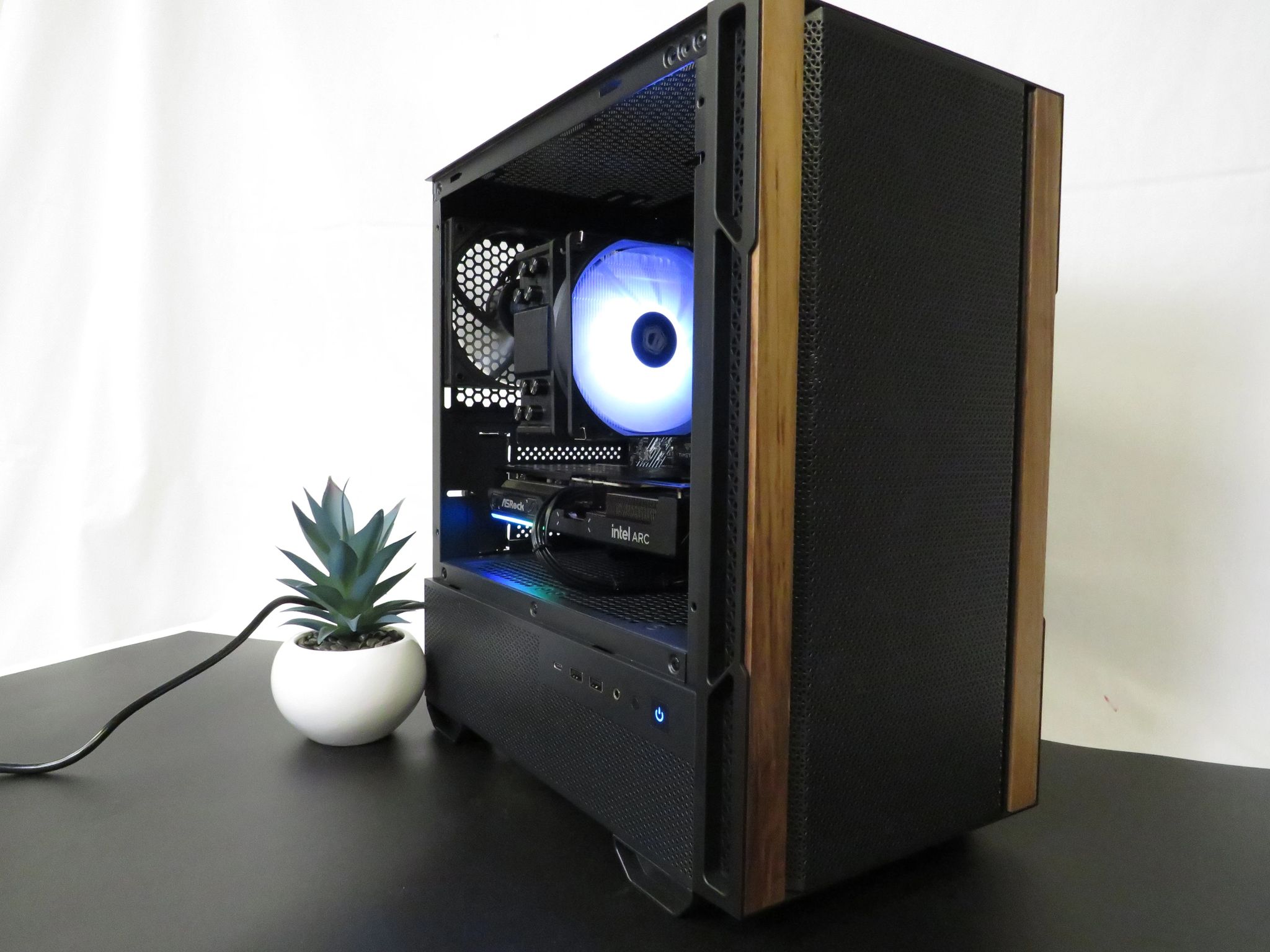 Budget Battlemage! All new parts: Ryzen 5 5600X + Intel ARC B570 + 16 GB DDR4 + 1 TB NVME