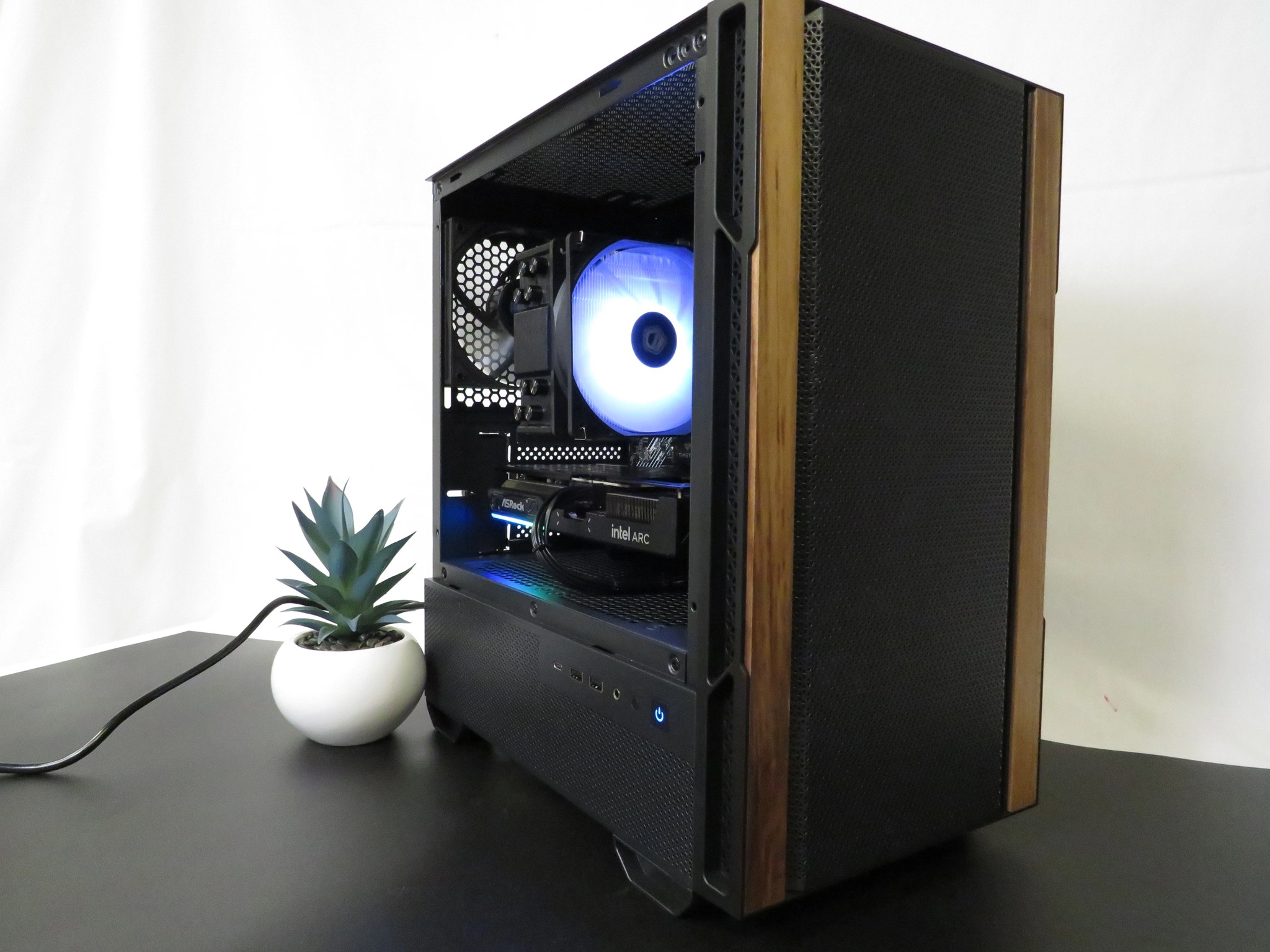 Budget Battlemage! All new parts: Ryzen 5 5600X + Intel ARC B570 + 16 GB DDR4 + 1 TB NVME