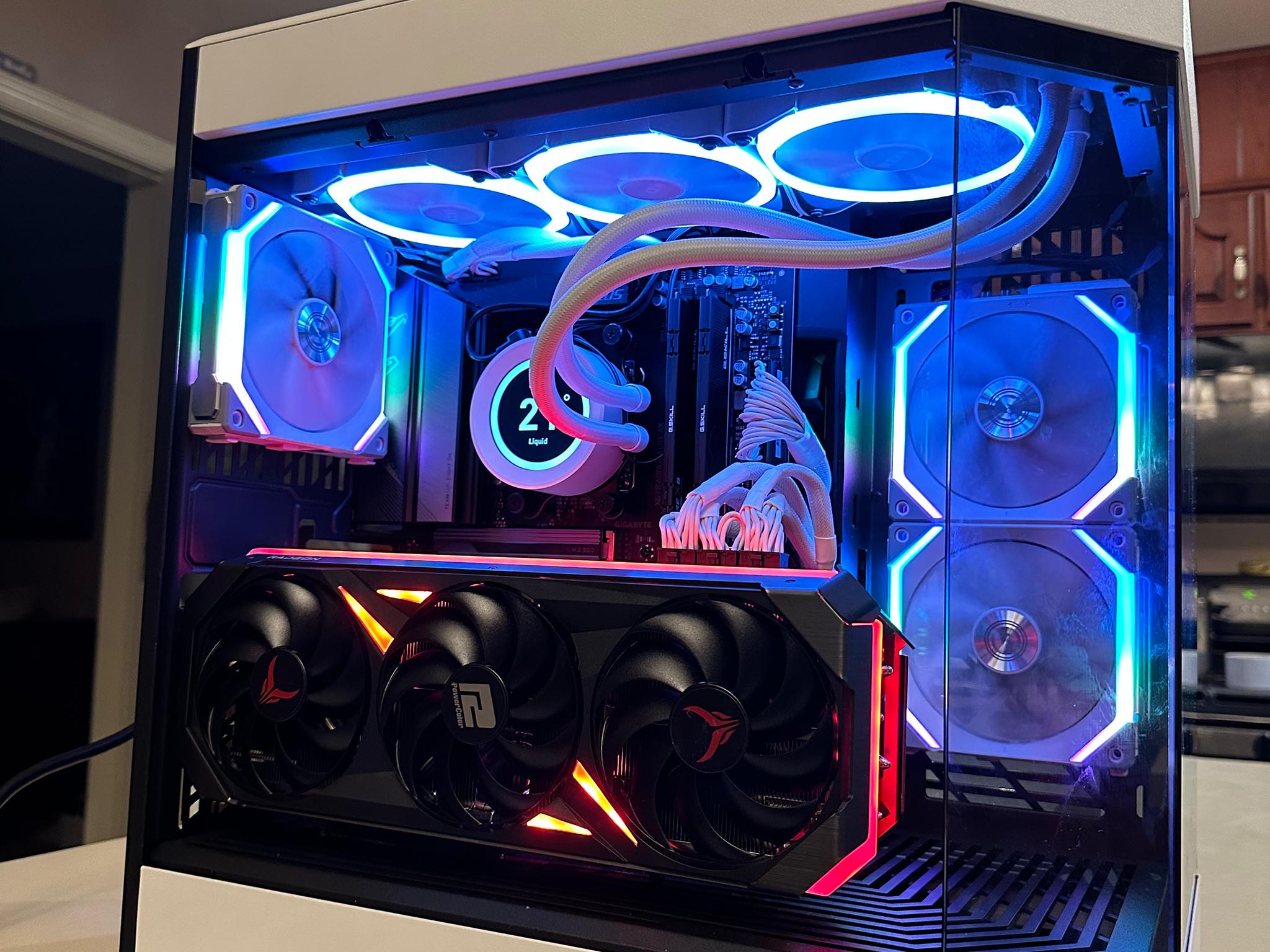 Maxed Out Gaming PC 7950X 7900XTX