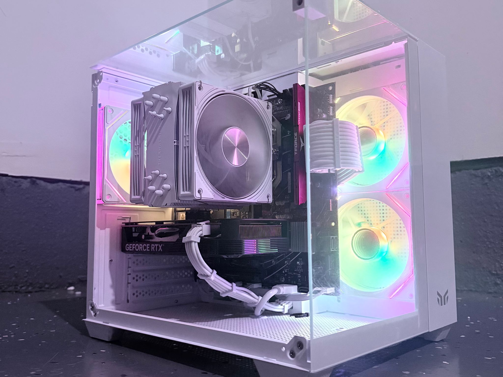 ⚪️"Polar Aura"🌈| 1440p Gaming | RTX 4060 Ti | Ryzen 7 8700F | 16GB DDR5 | 1TB SSD | Free Shipping